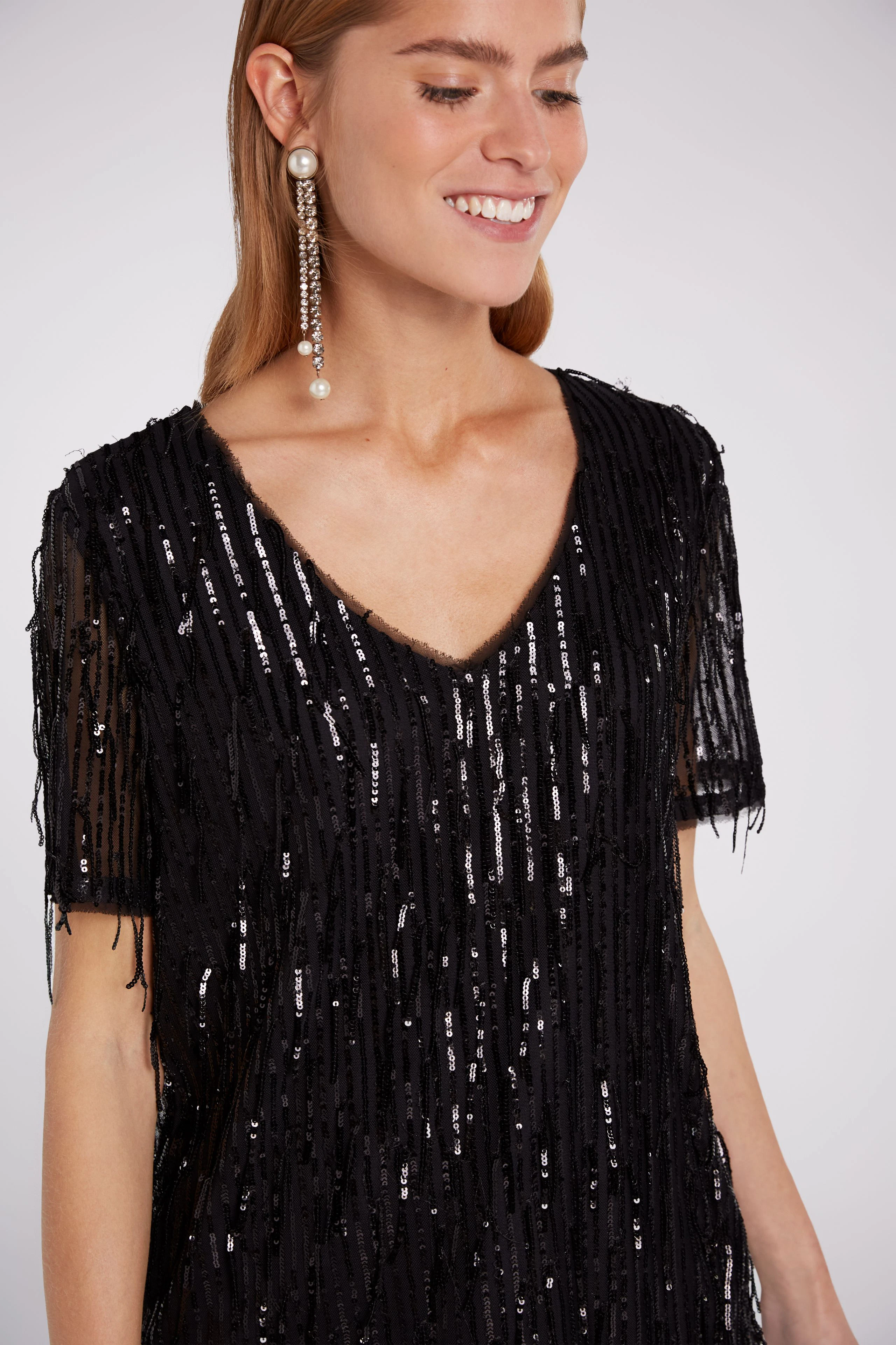 Image 5 of T-shirt - black in black | Oui