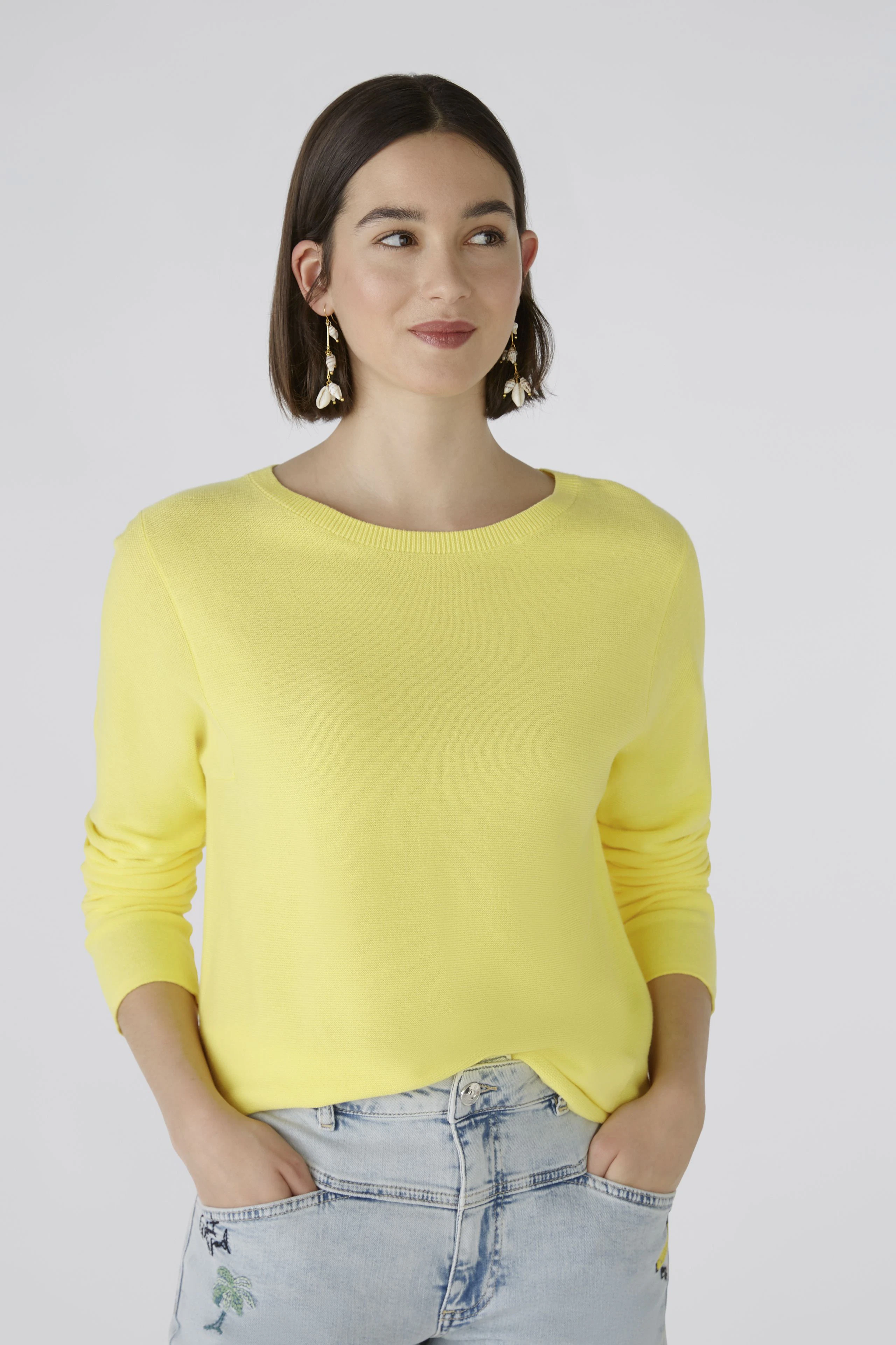 Image 2 of KEIKO pullover - yellow in yellow | Oui