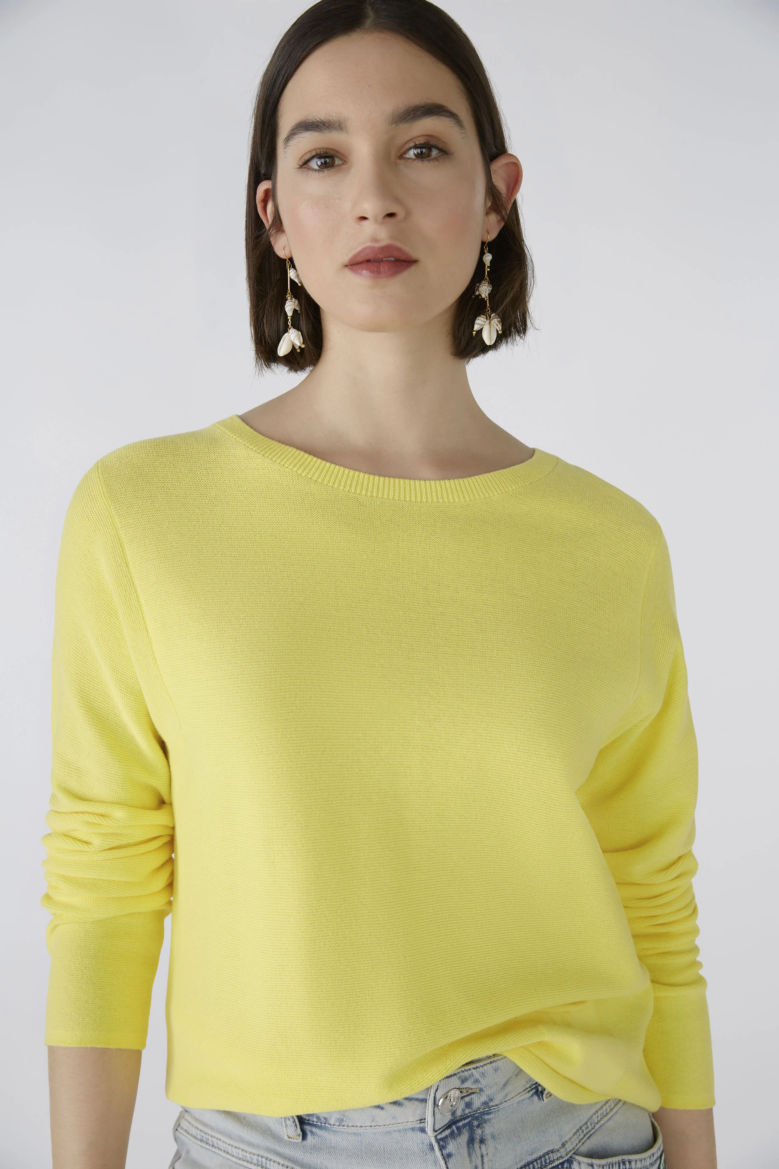 Image 5 of KEIKO pullover - yellow in yellow | Oui