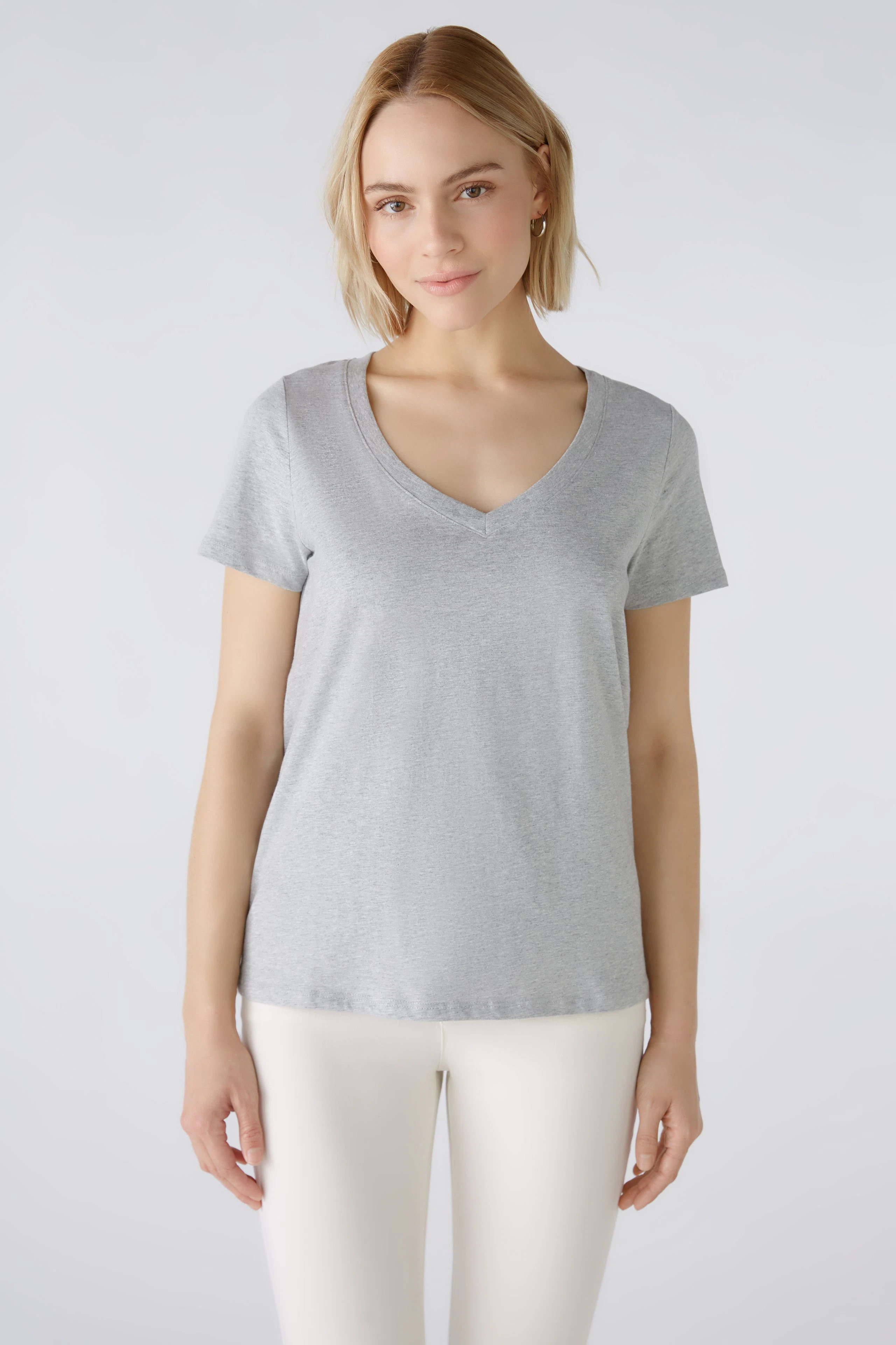 Image 7 of CARLI T-shirt - light grey in light grey | Oui