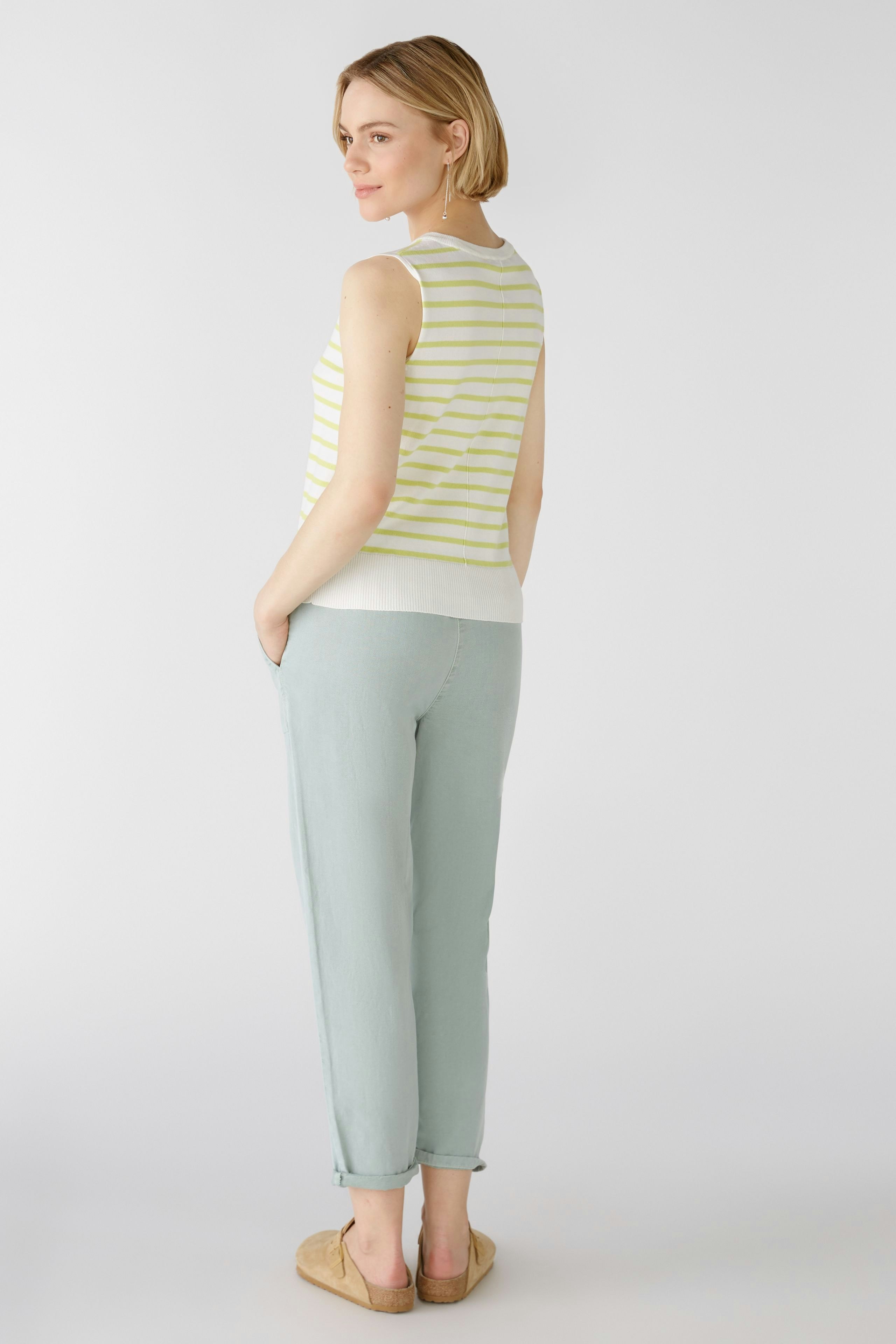 Bild 3 von Pullover ohne Arm - white green in white green | Oui