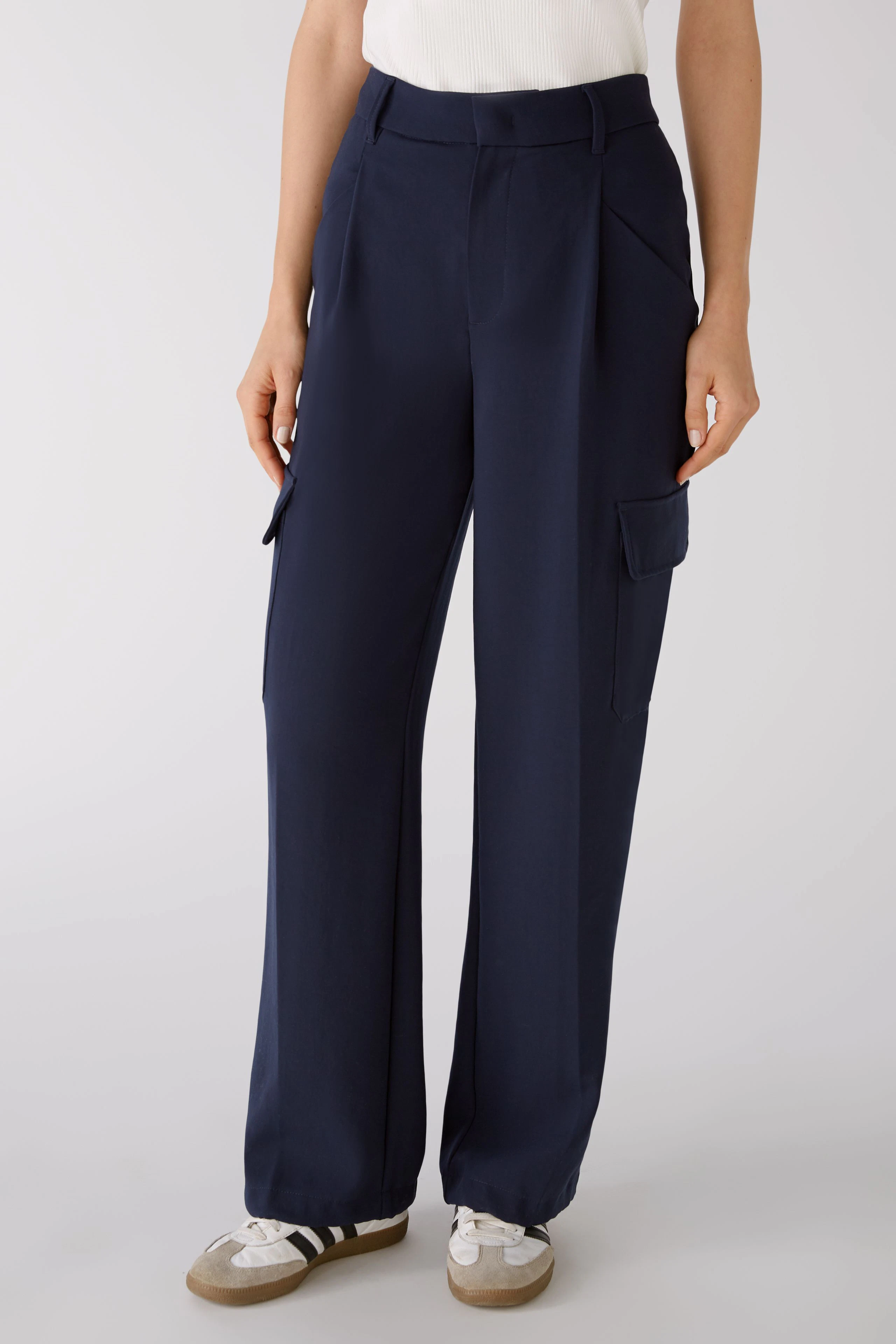Bild 2 von Cargo Hose - darkblue in darkblue | Oui