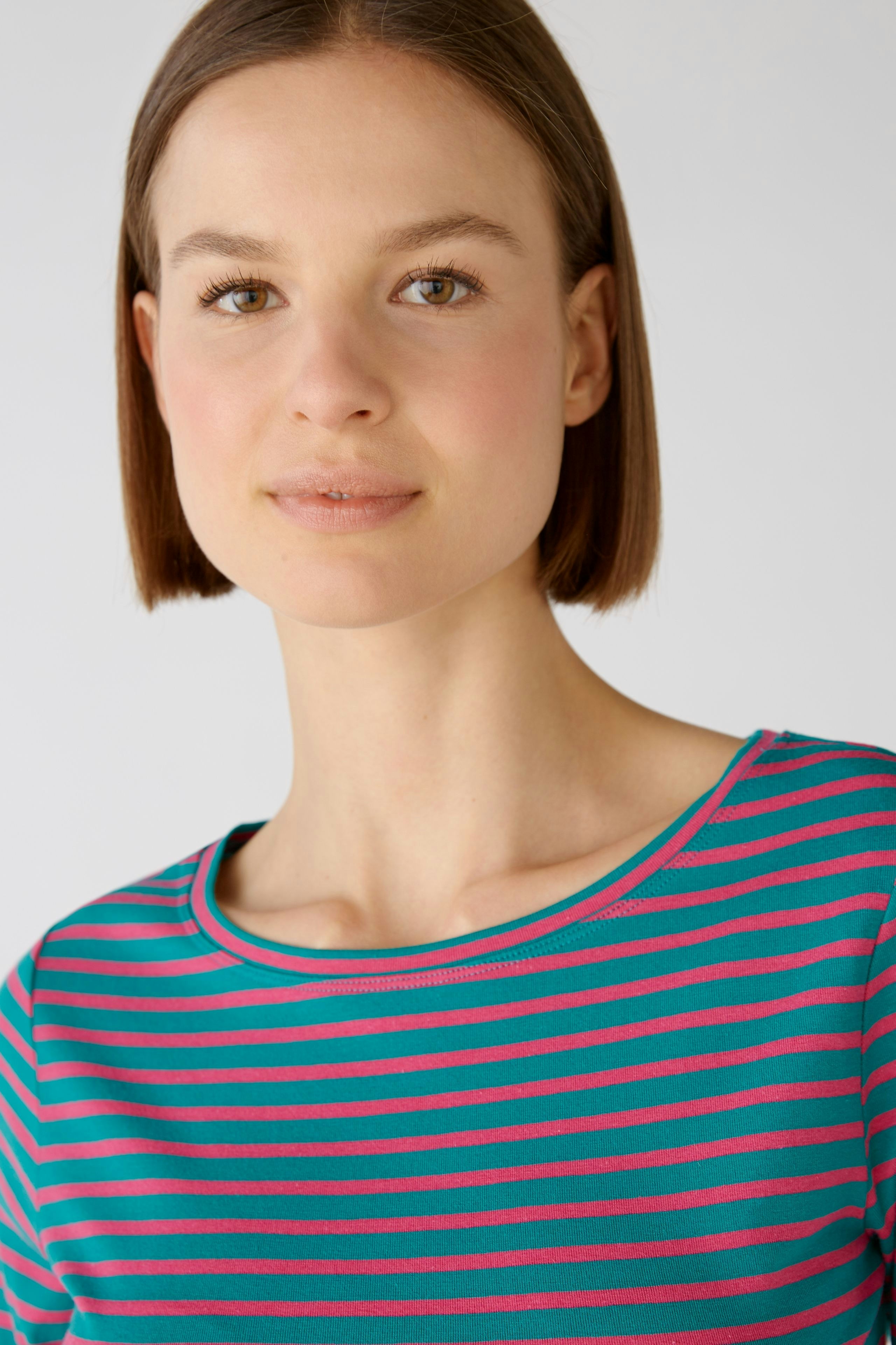 Bild 4 von Long-sleeved shirt - green red in green red | Oui