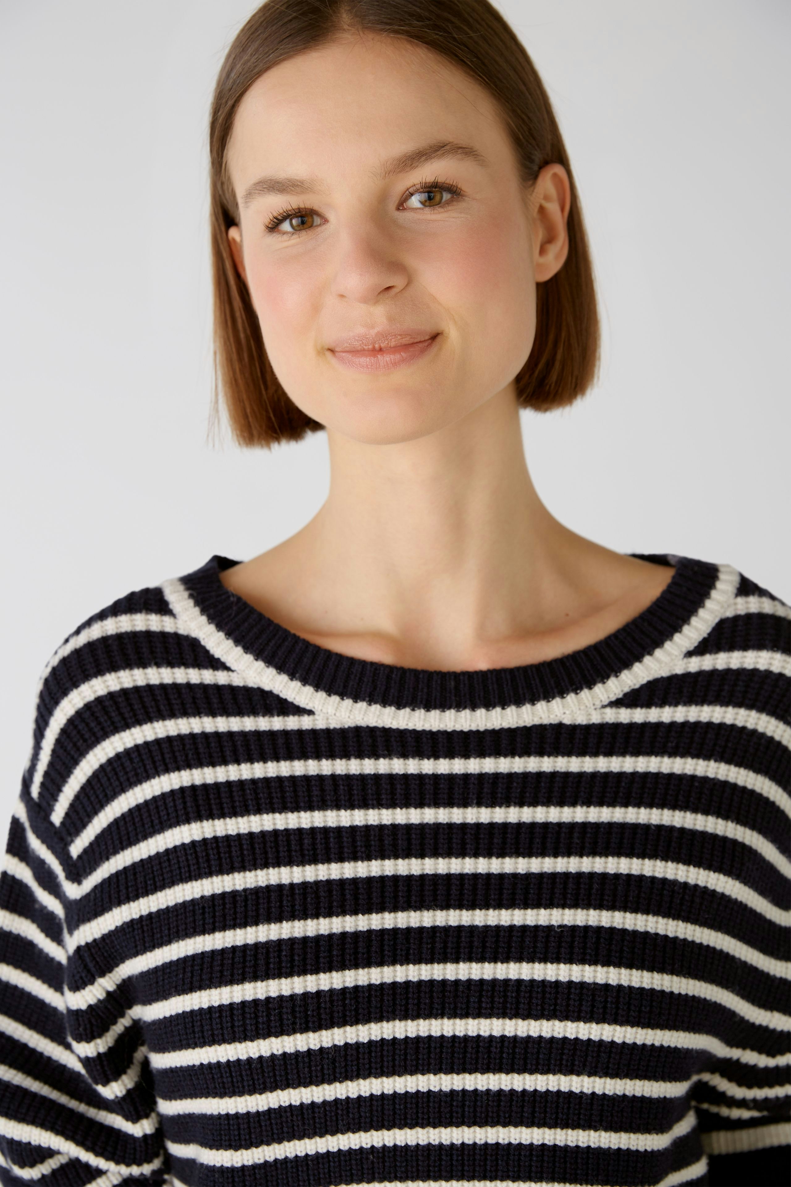 Bild 4 von Pullover - dark blue white in dark blue white | Oui