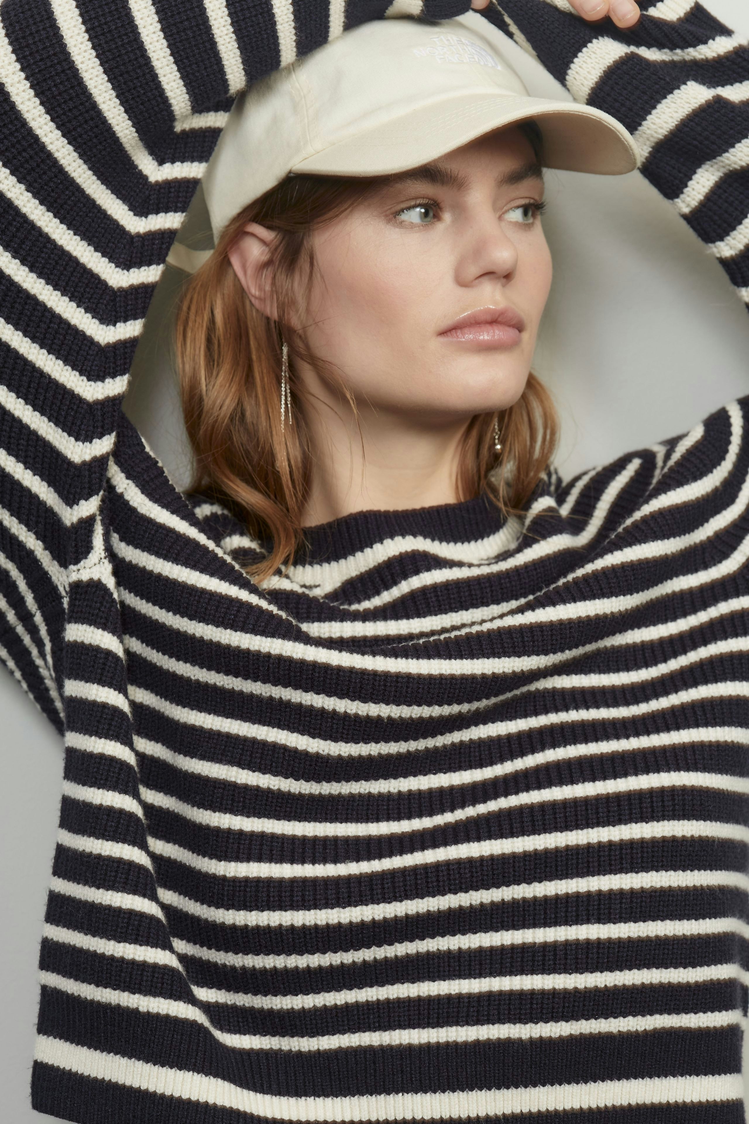 Bild 6 von Pullover - dark blue white in dark blue white | Oui