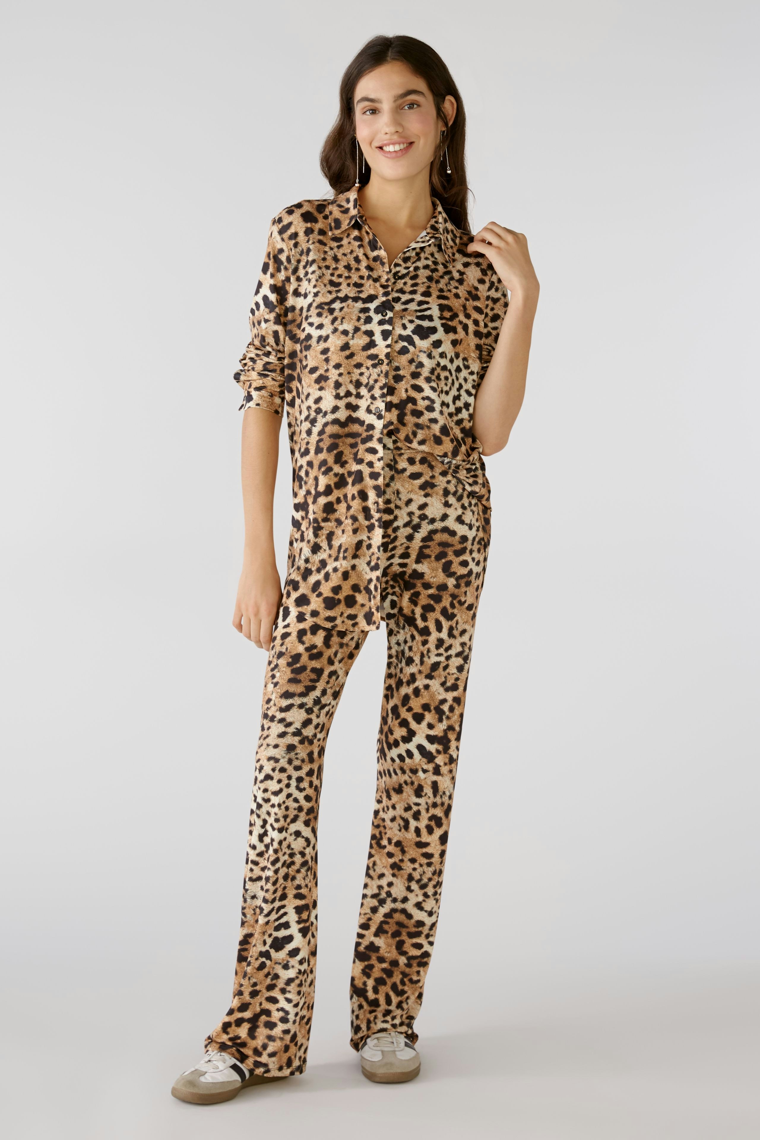 Bild 1 von Marlene trousers - dark camel black in dark camel black | Oui