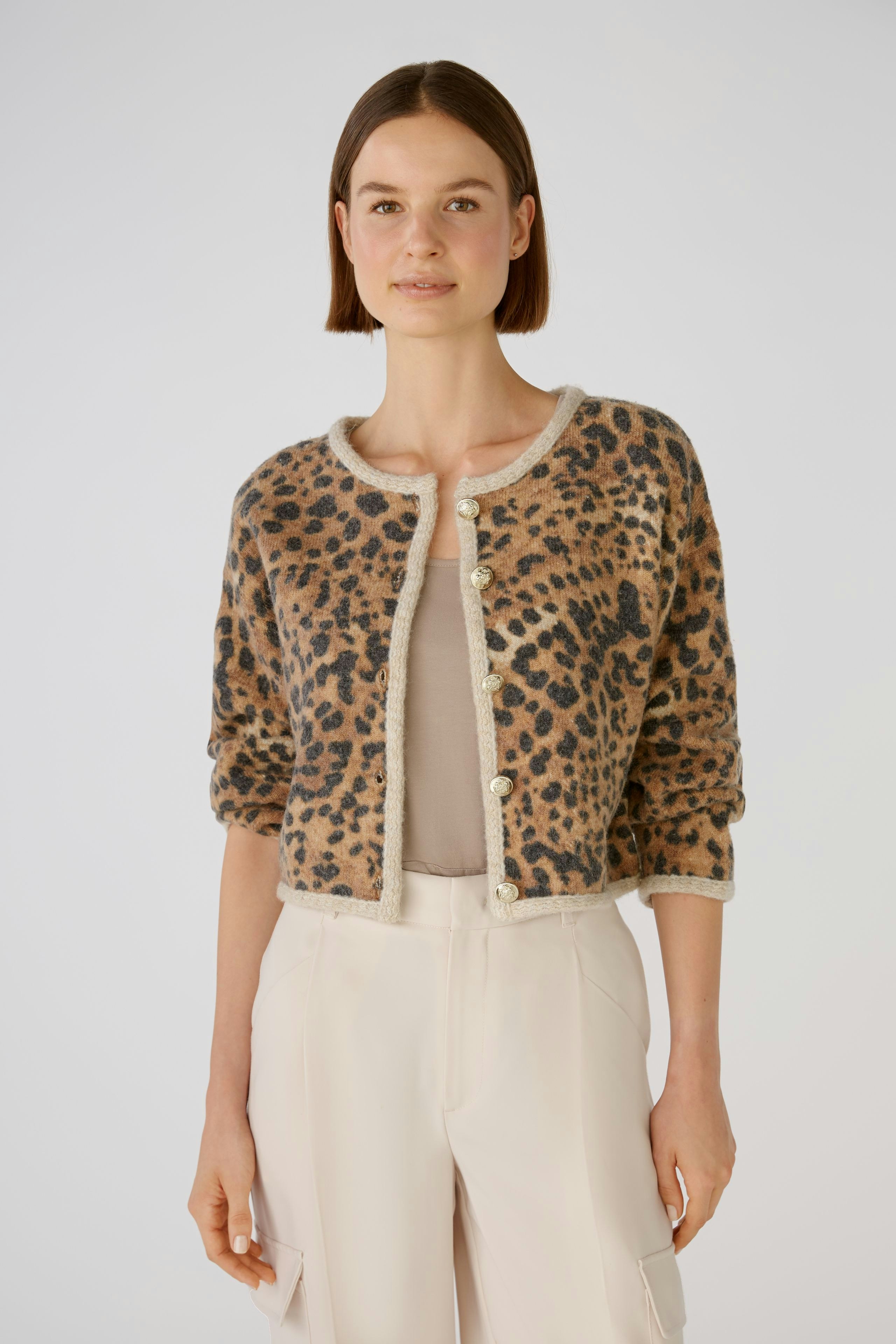 Bild 2 von Strickjacke - dark camel black in dark camel black | Oui