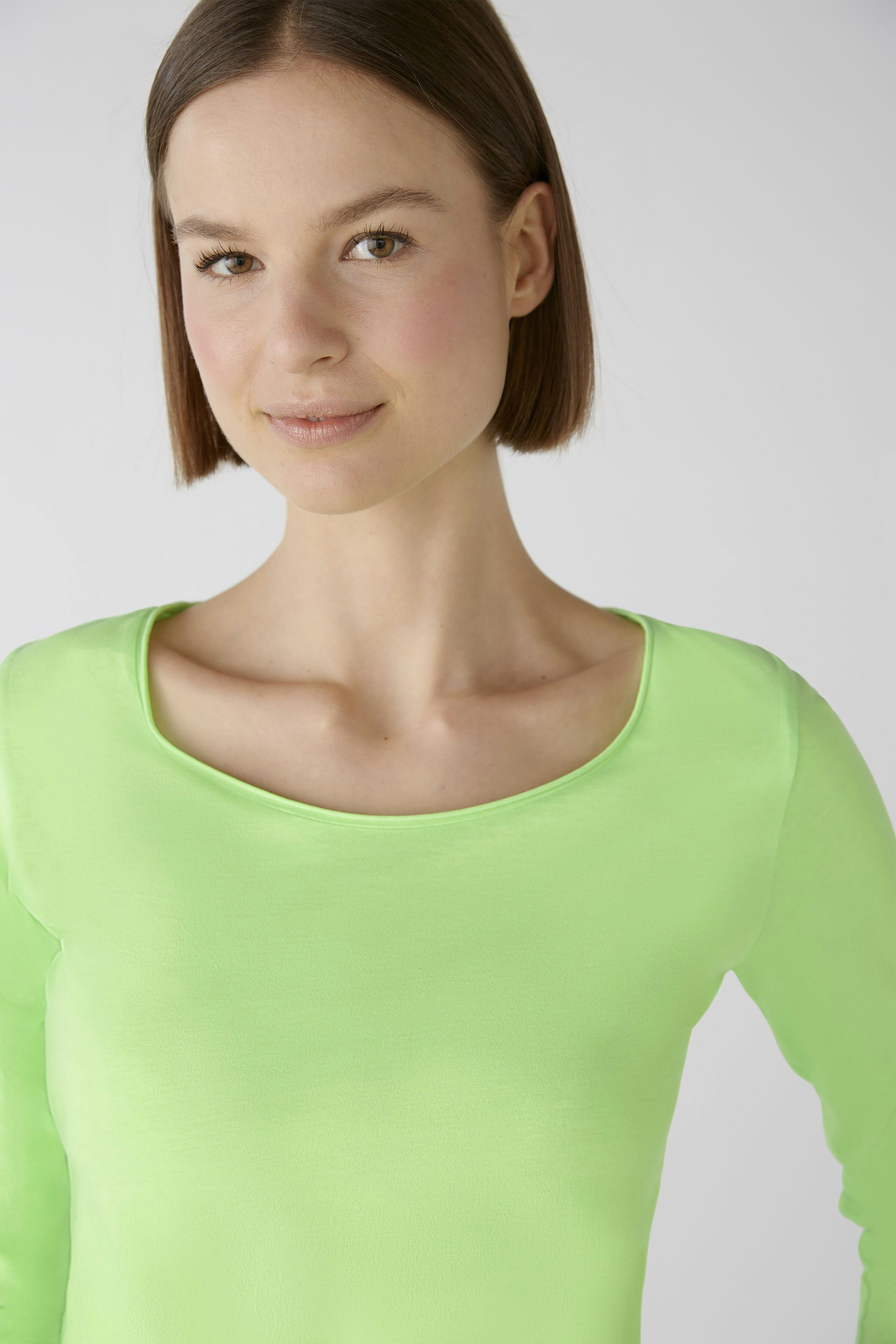 Bild 4 von Langarmshirt - gecko green in gecko green | Oui