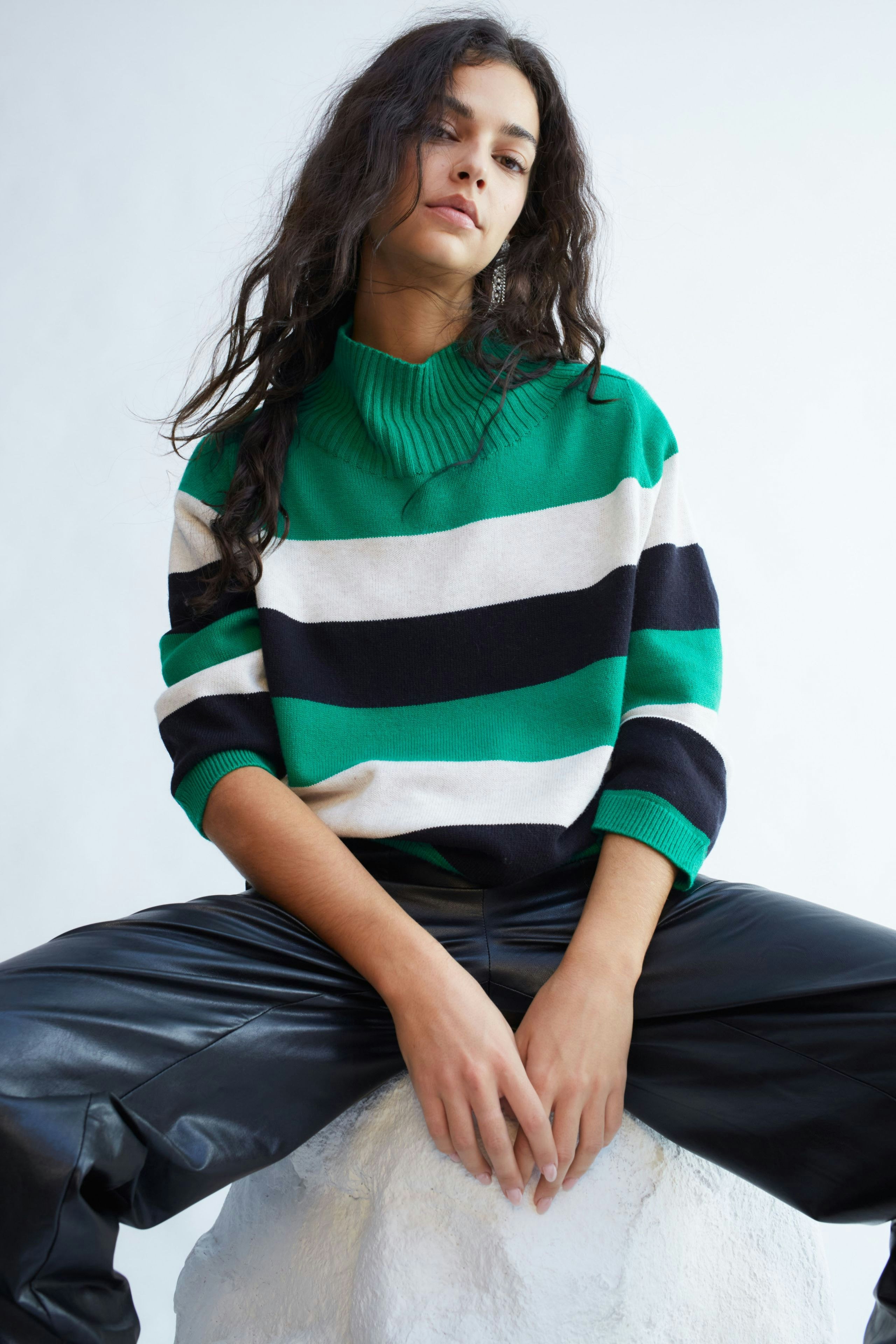 Bild 5 von pullover - green grey in green grey | Oui