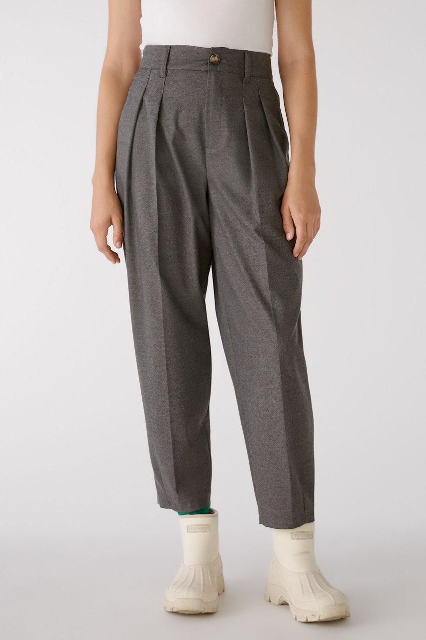 Bild 2 von Pleated trousers - dark grey in dark grey | Oui