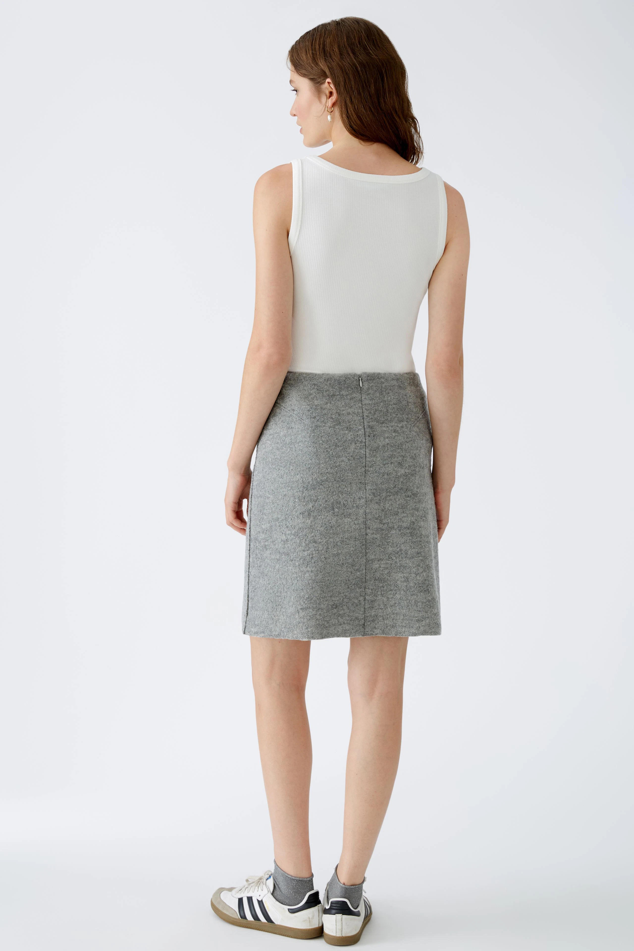 Image 3 of Skirt - grey in grey | Oui