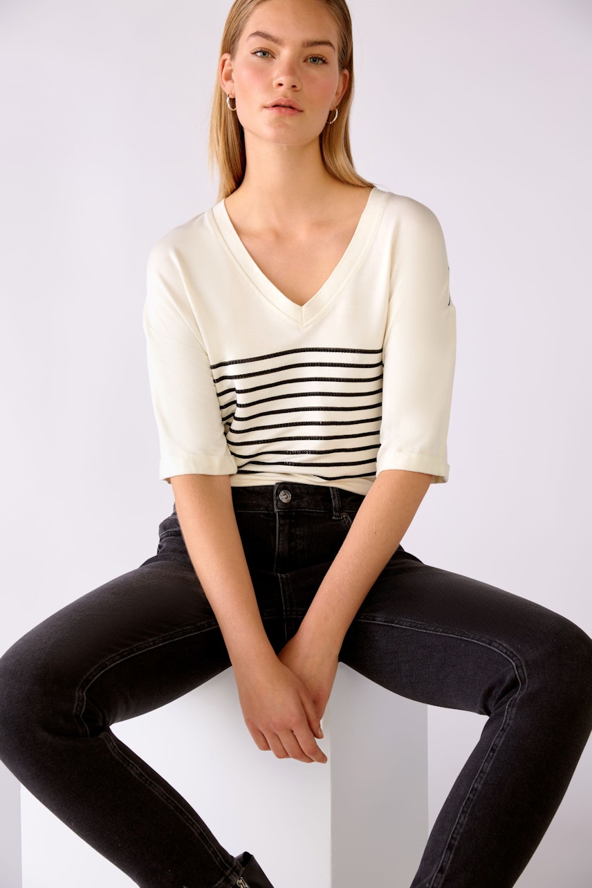 Bild 1 von T-Shirt - cloud dancer in cloud dancer | Oui