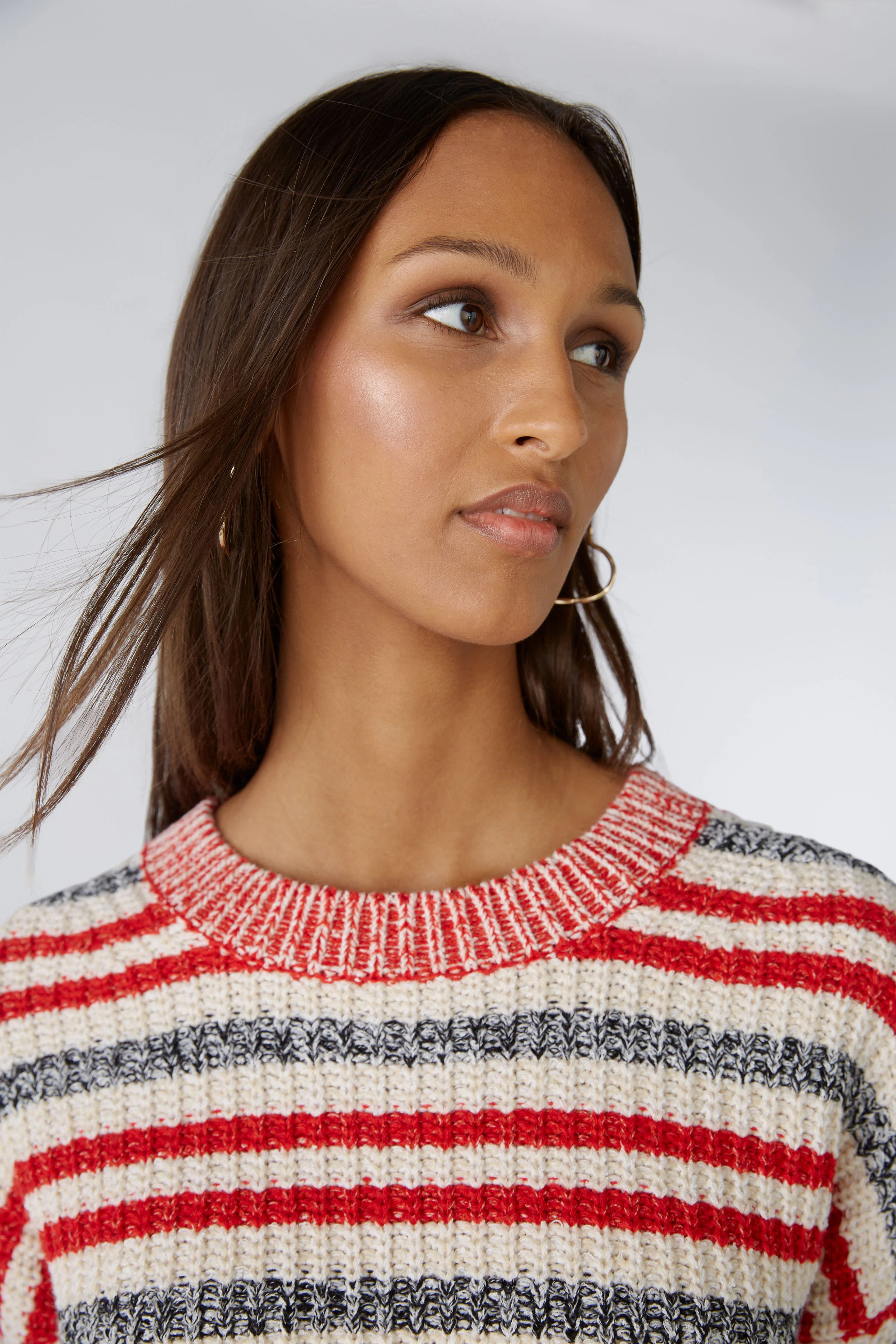 Image 4 of pullover - red white in red white | Oui