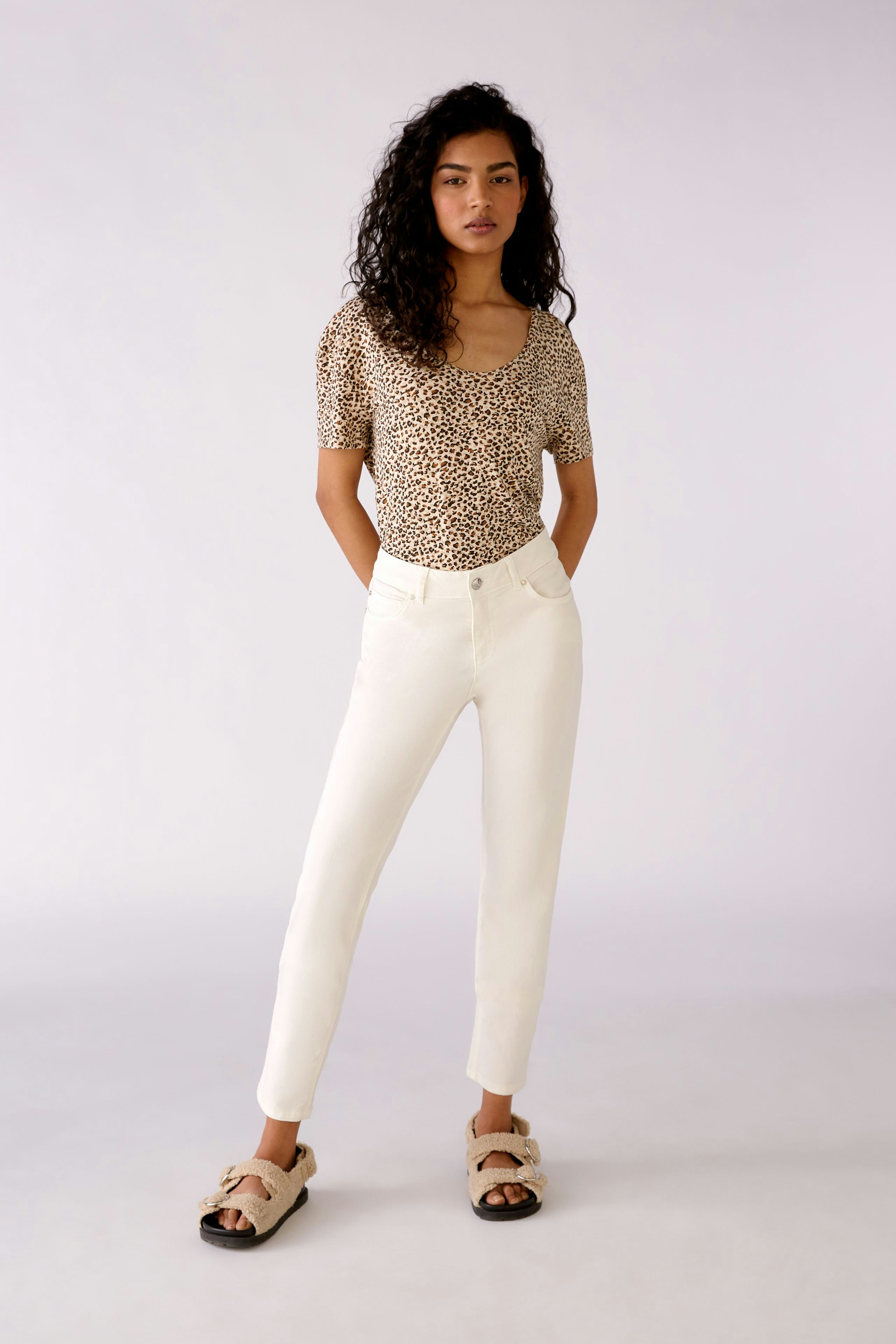 Bild 2 von T-shirt - light stone brown in light stone brown | Oui