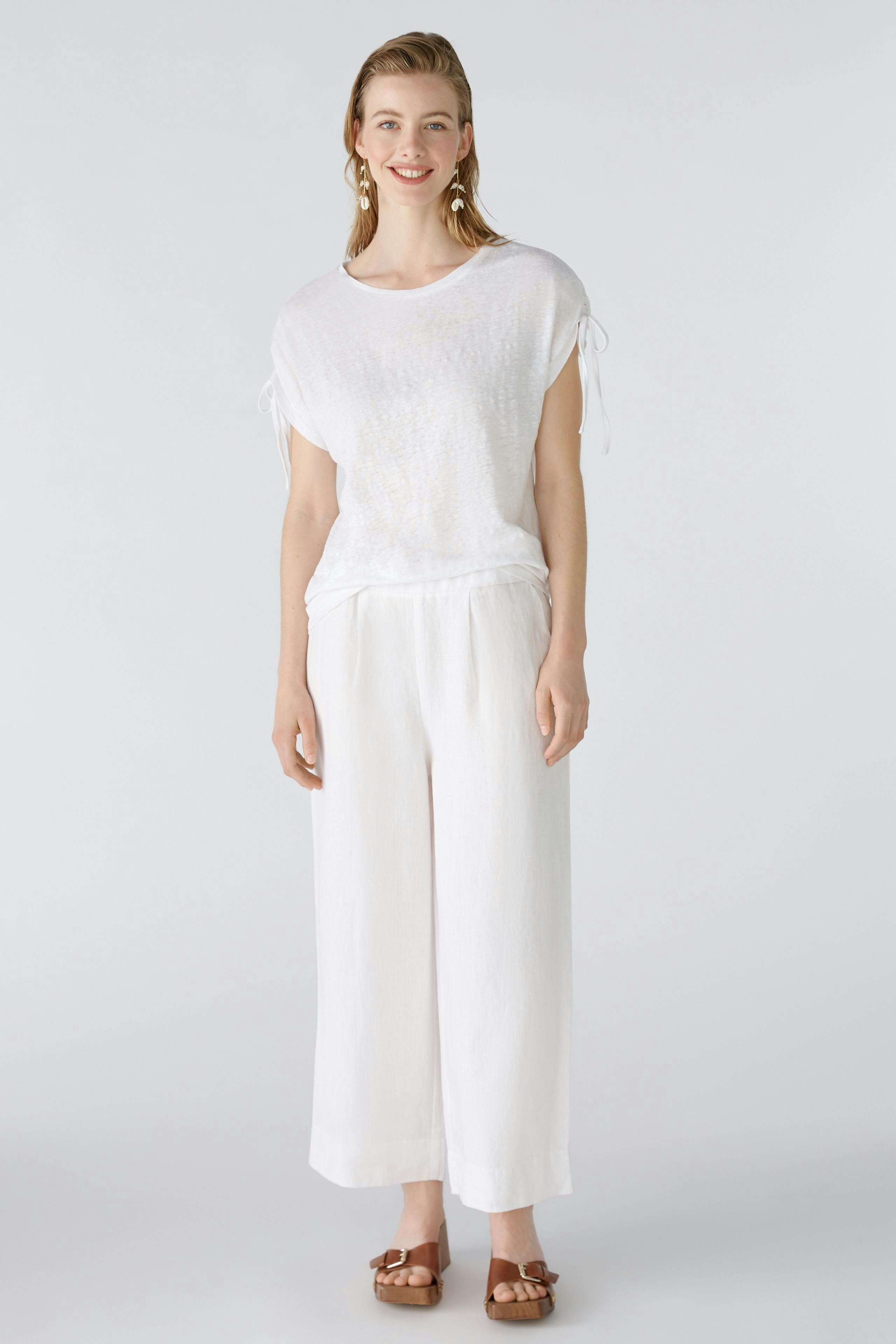 Bild 1 von T-shirt - optic white in optic white | Oui