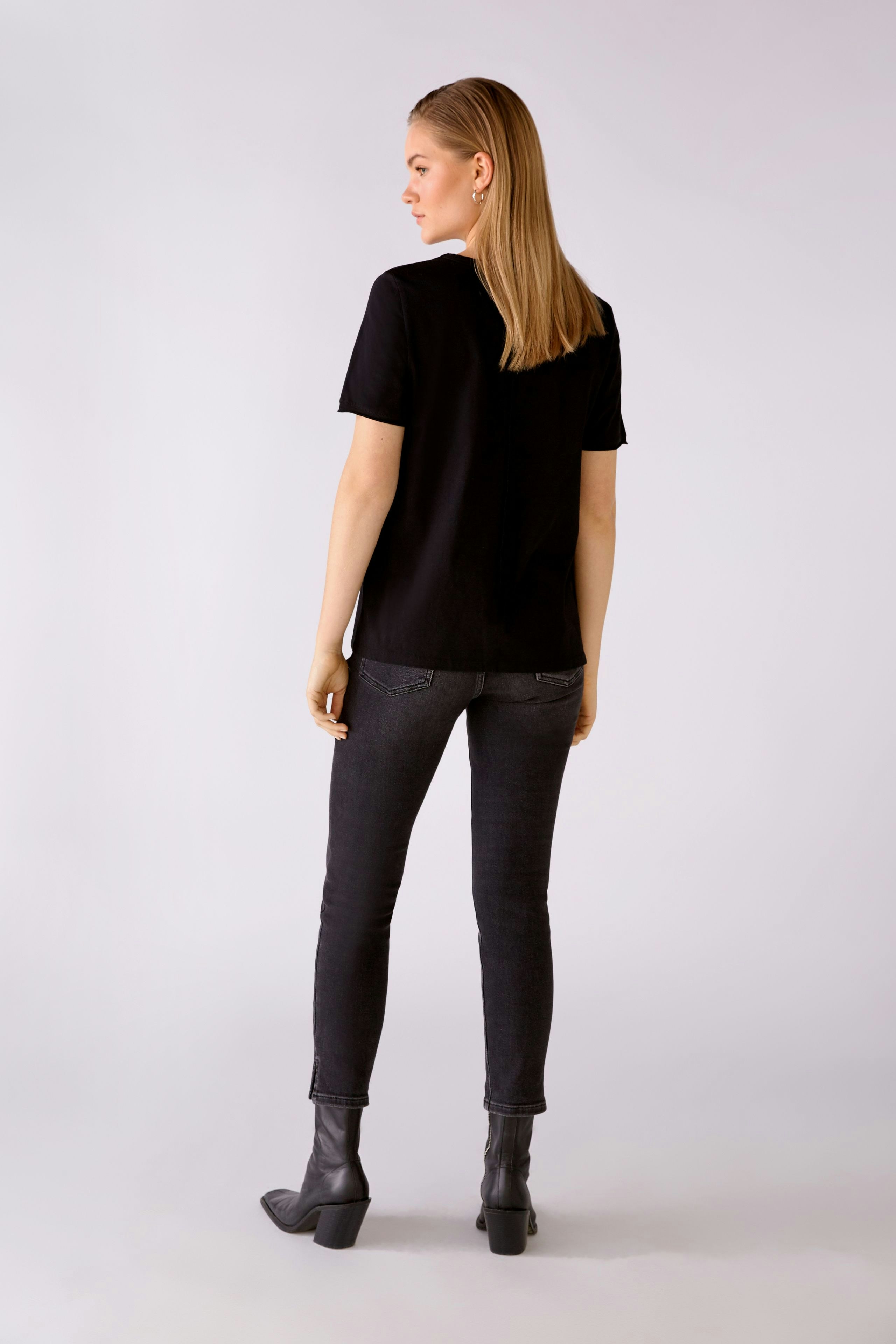 Bild 4 von T-shirt - black in black | Oui