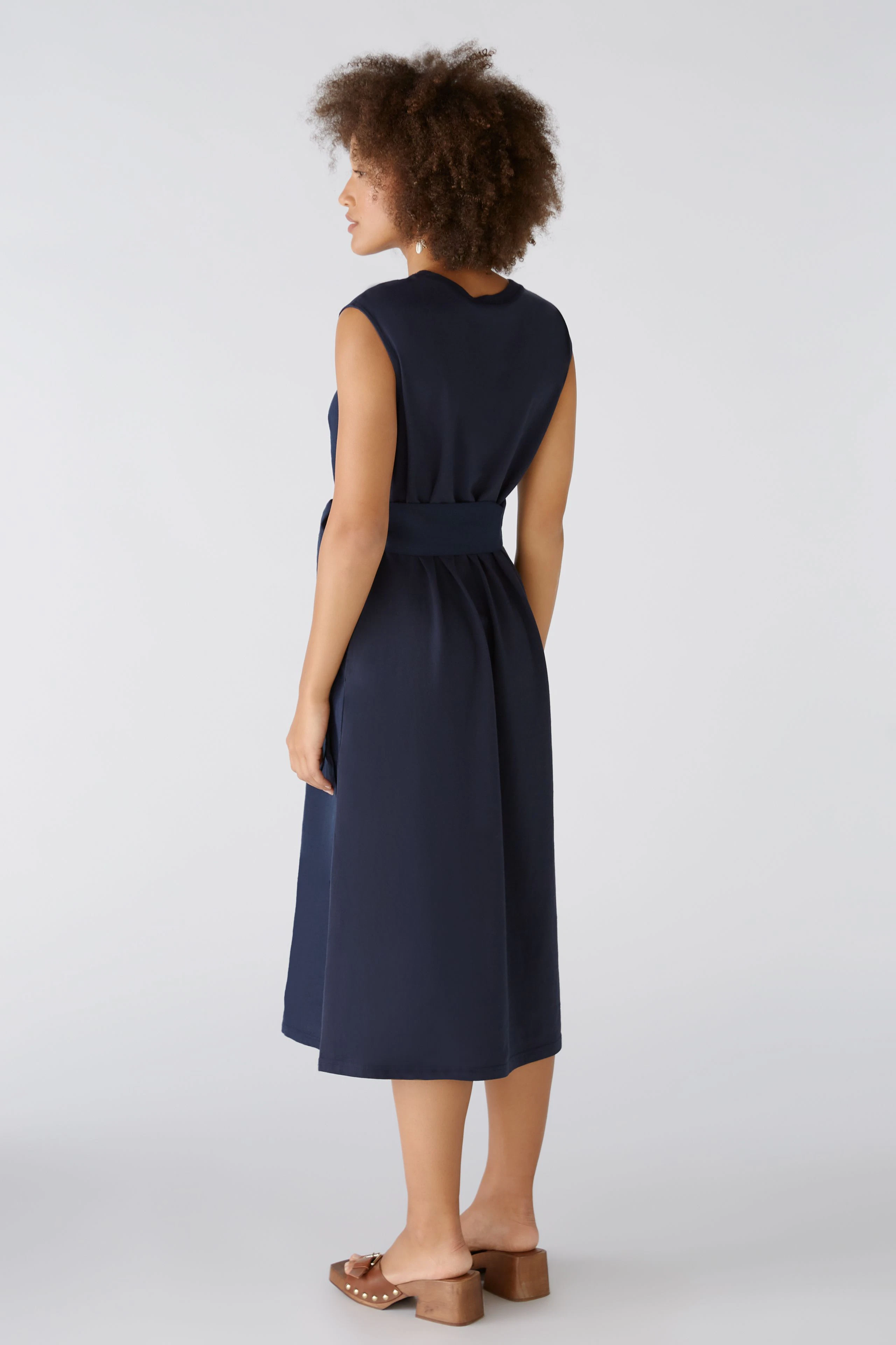 Image 3 of Midi dress - darkblue in darkblue | Oui