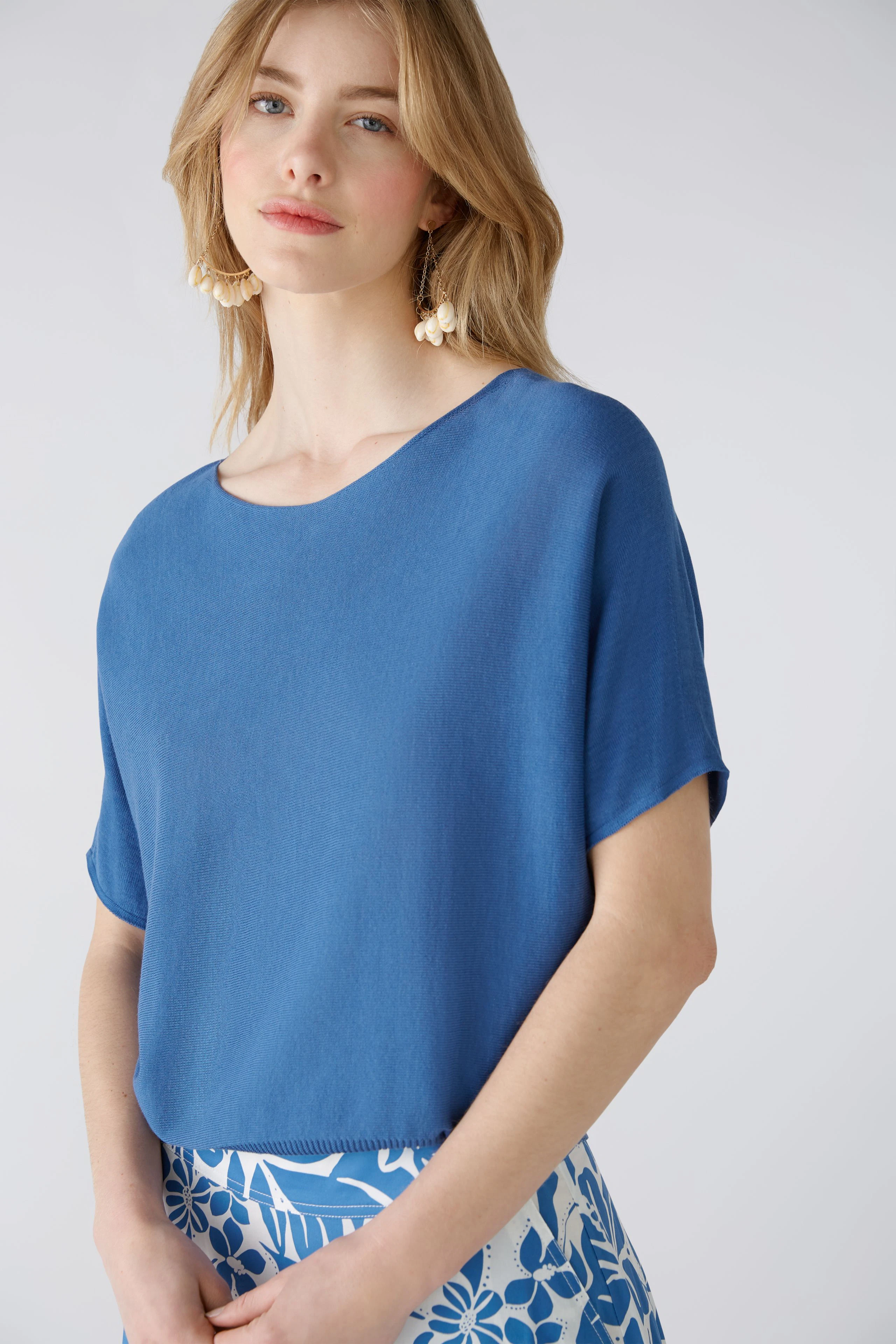 Image 4 of pullover - bright cobalt in bright cobalt | Oui