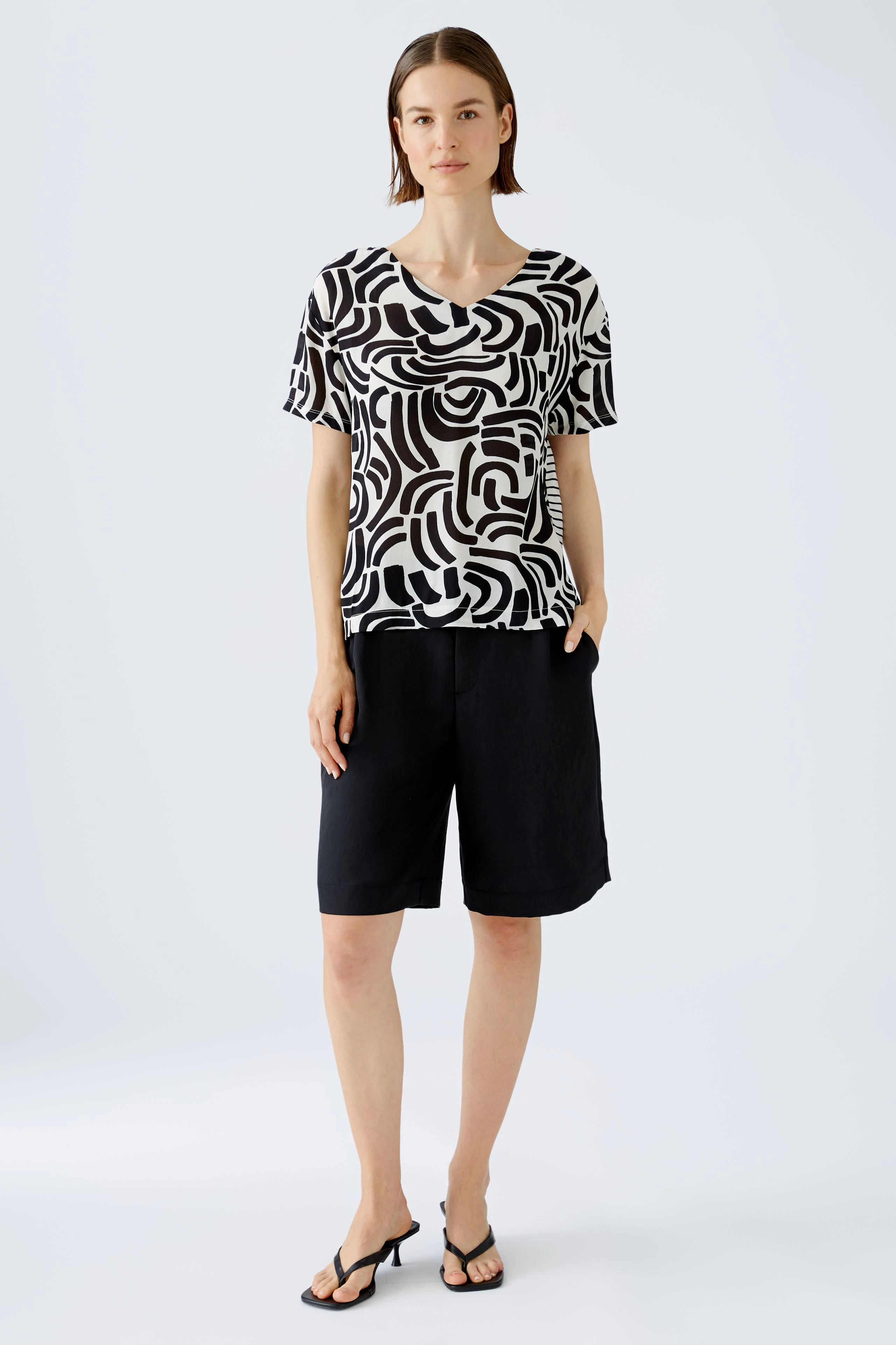 Image 2 of Blouse shirt - white black in white black | Oui