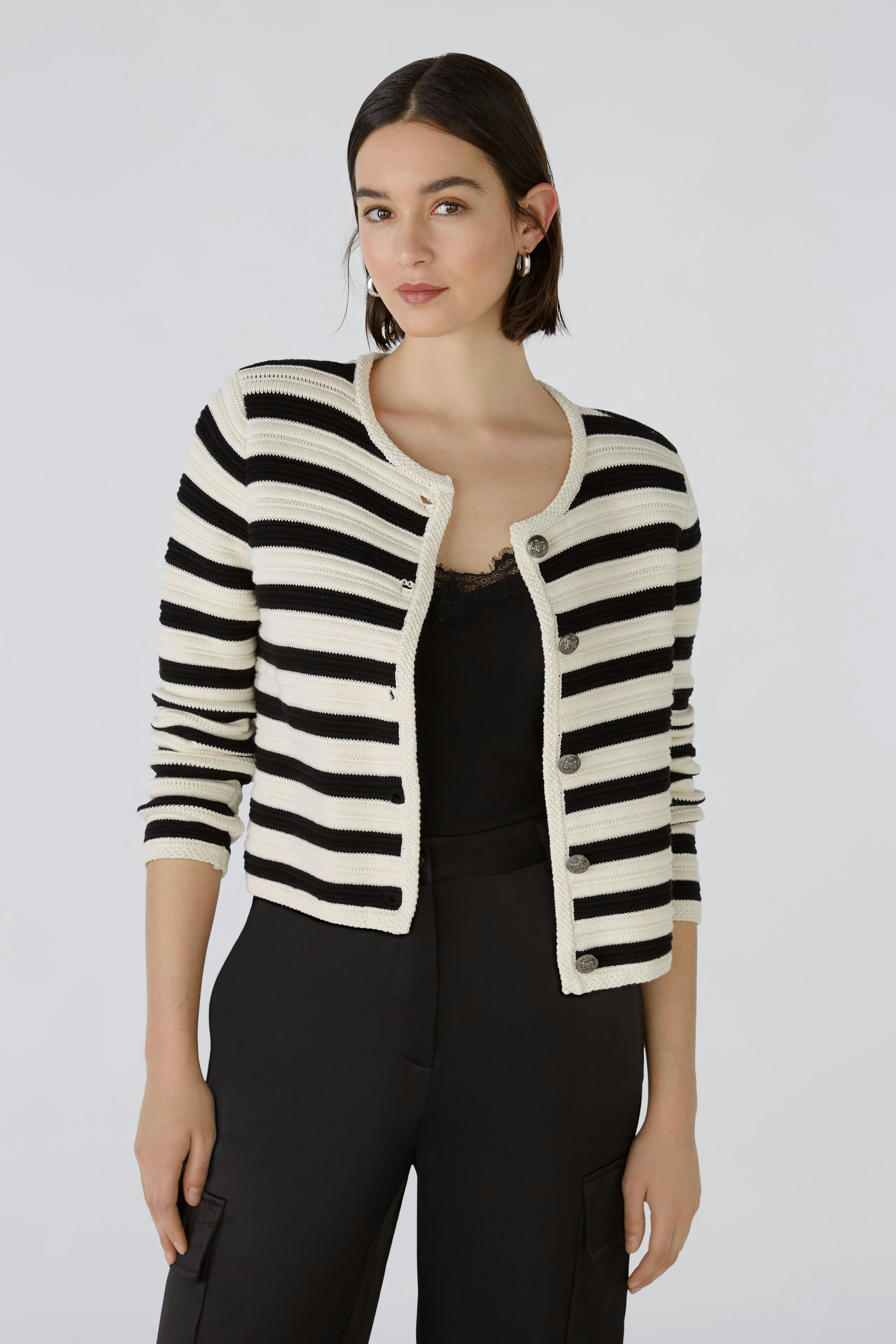 Bild 2 von Cardigan - offwhite black in offwhite black | Oui
