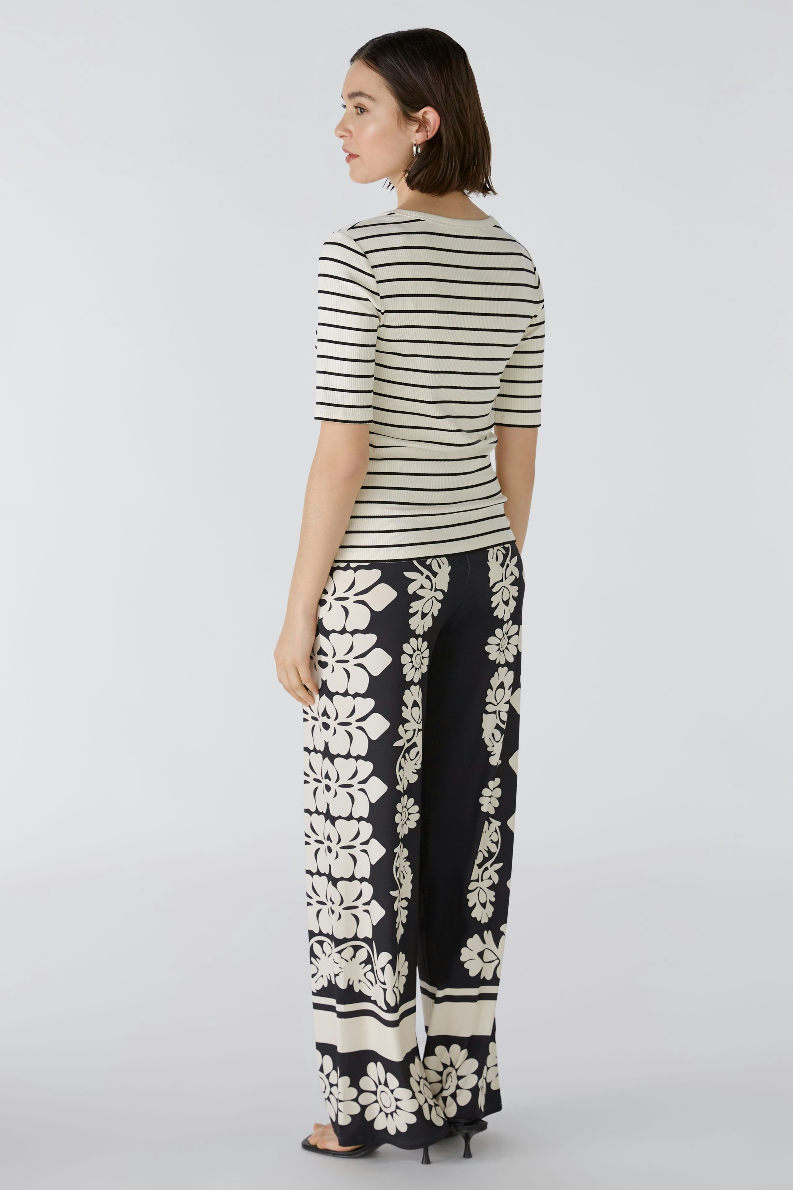 Bild 3 von T-shirt - offwhite black in offwhite black | Oui