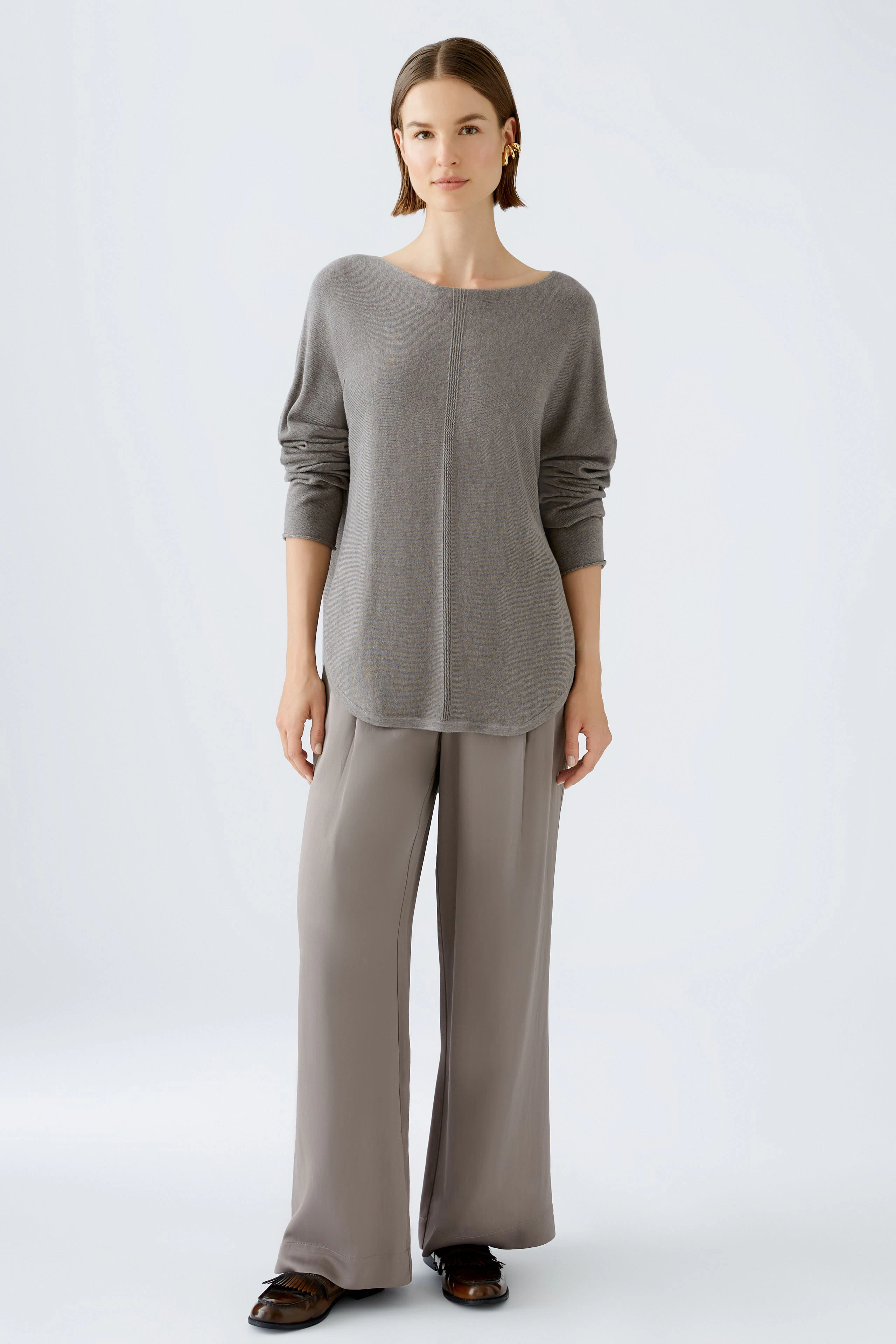 Image 2 of pullover - smoky taupe in smoky taupe | Oui