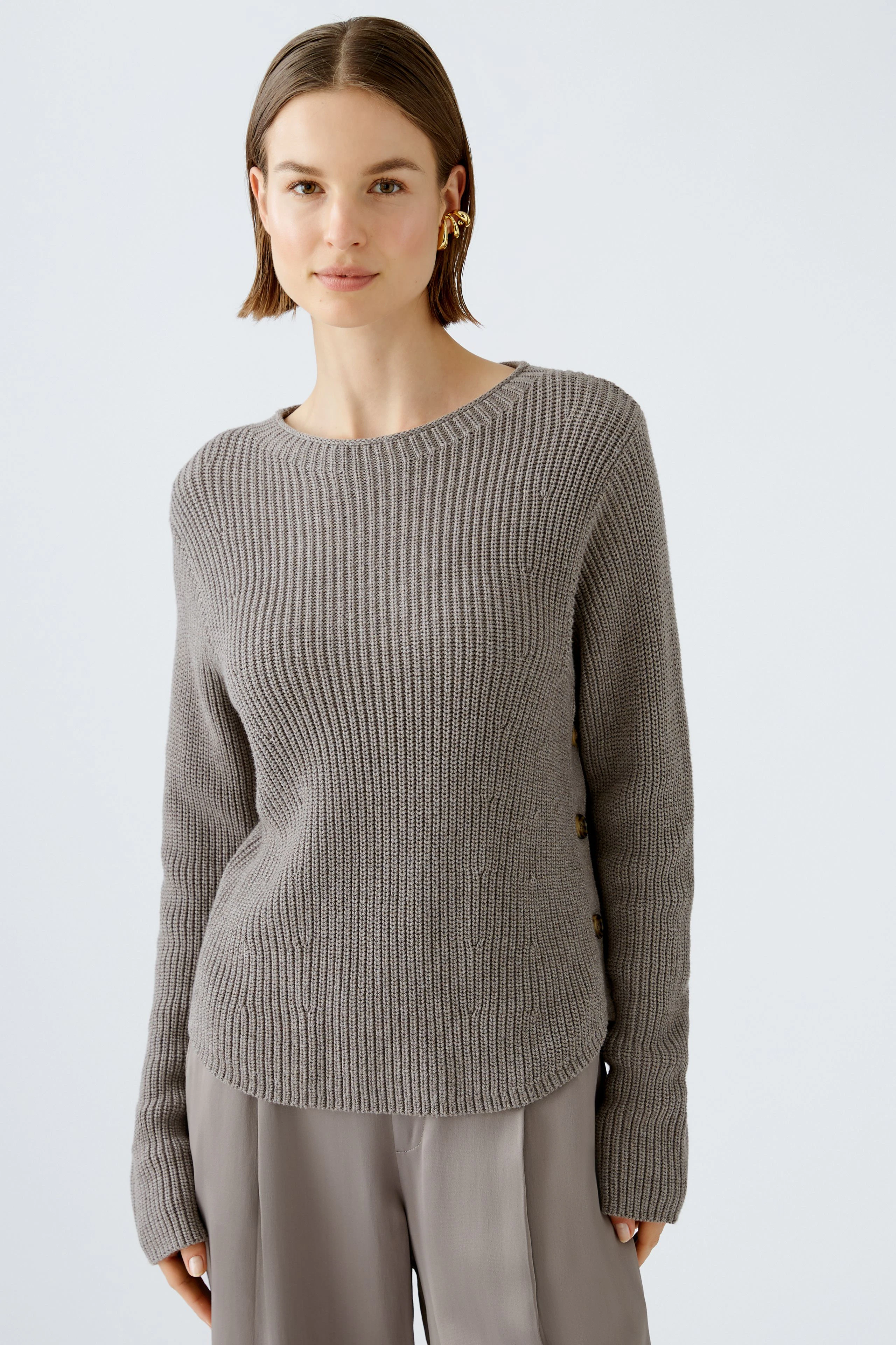 Image 3 of pullover - smoky taupe in smoky taupe | Oui