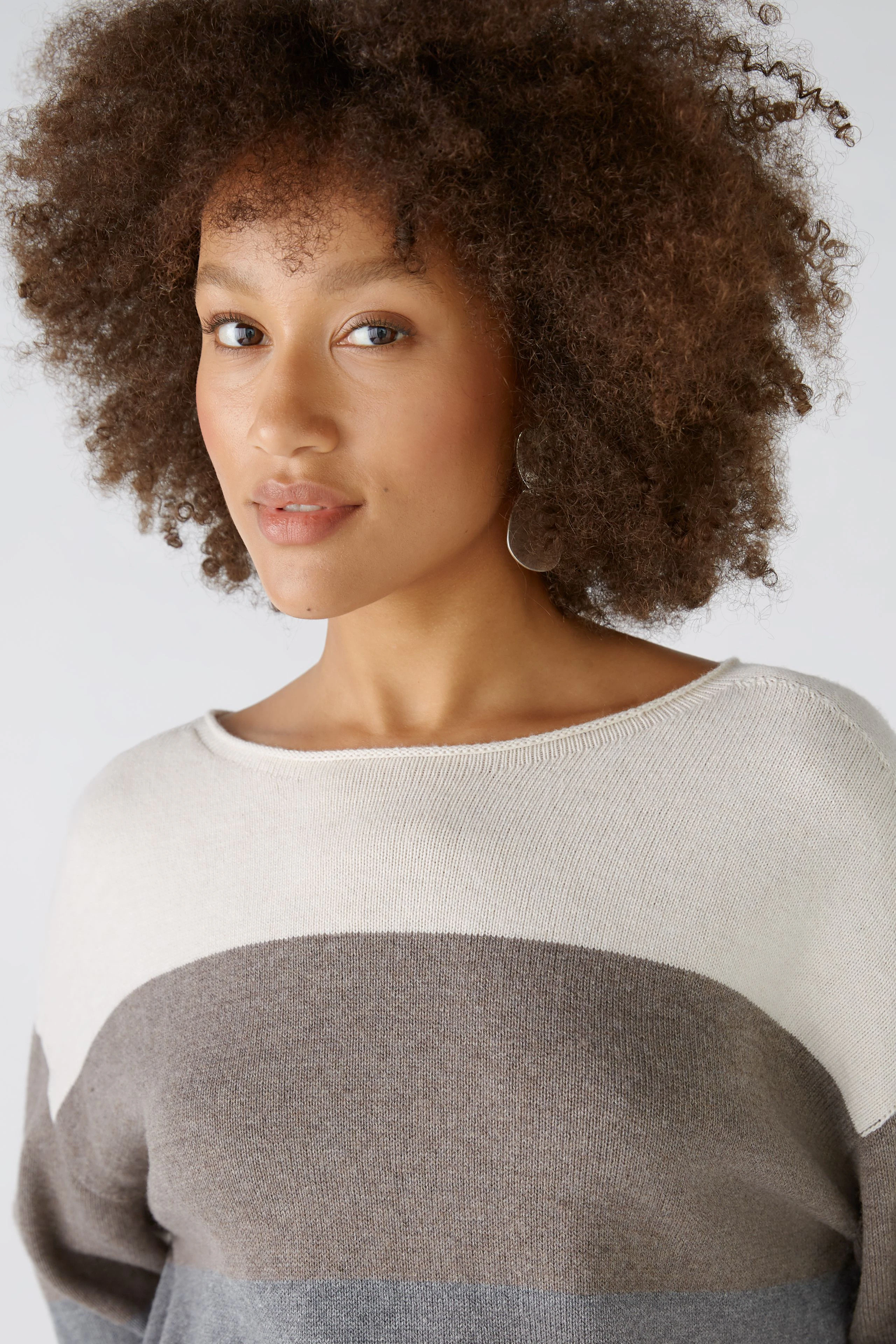 Image 5 of pullover - lightbrown white in lightbrown white | Oui