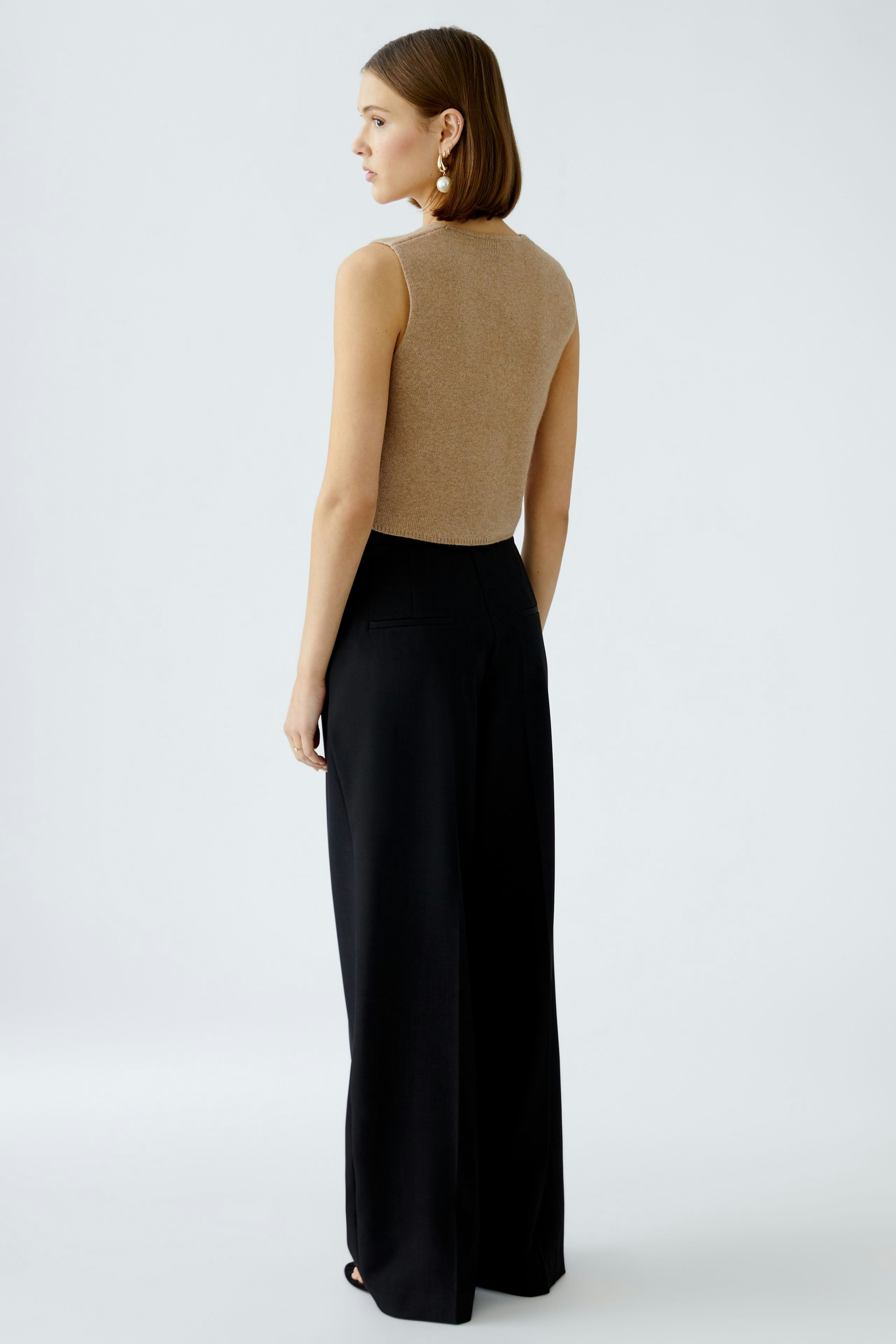 Knitted waistcoat - beigemel