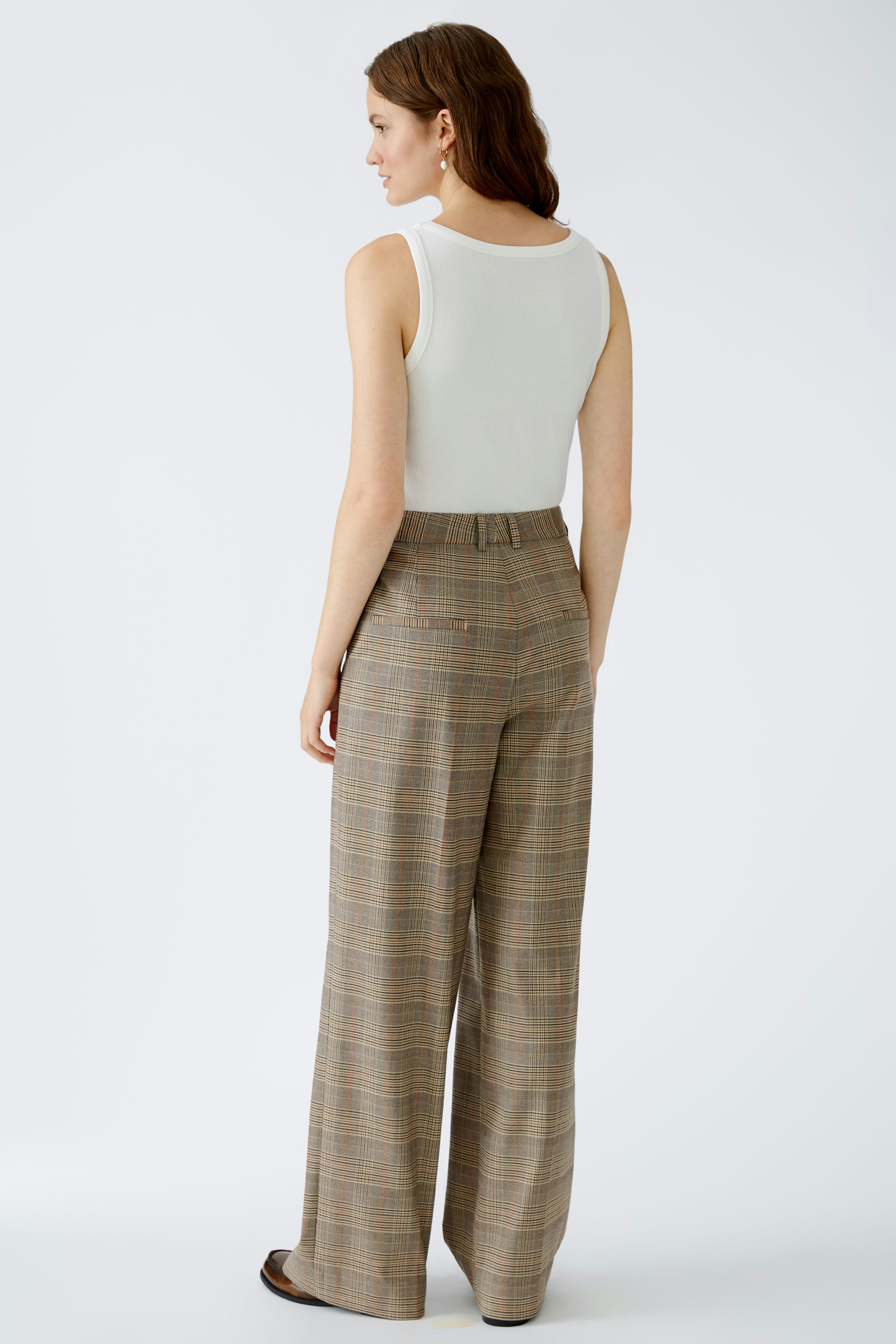 Bild 3 von Pleated trousers - light stone grey in light stone grey | Oui