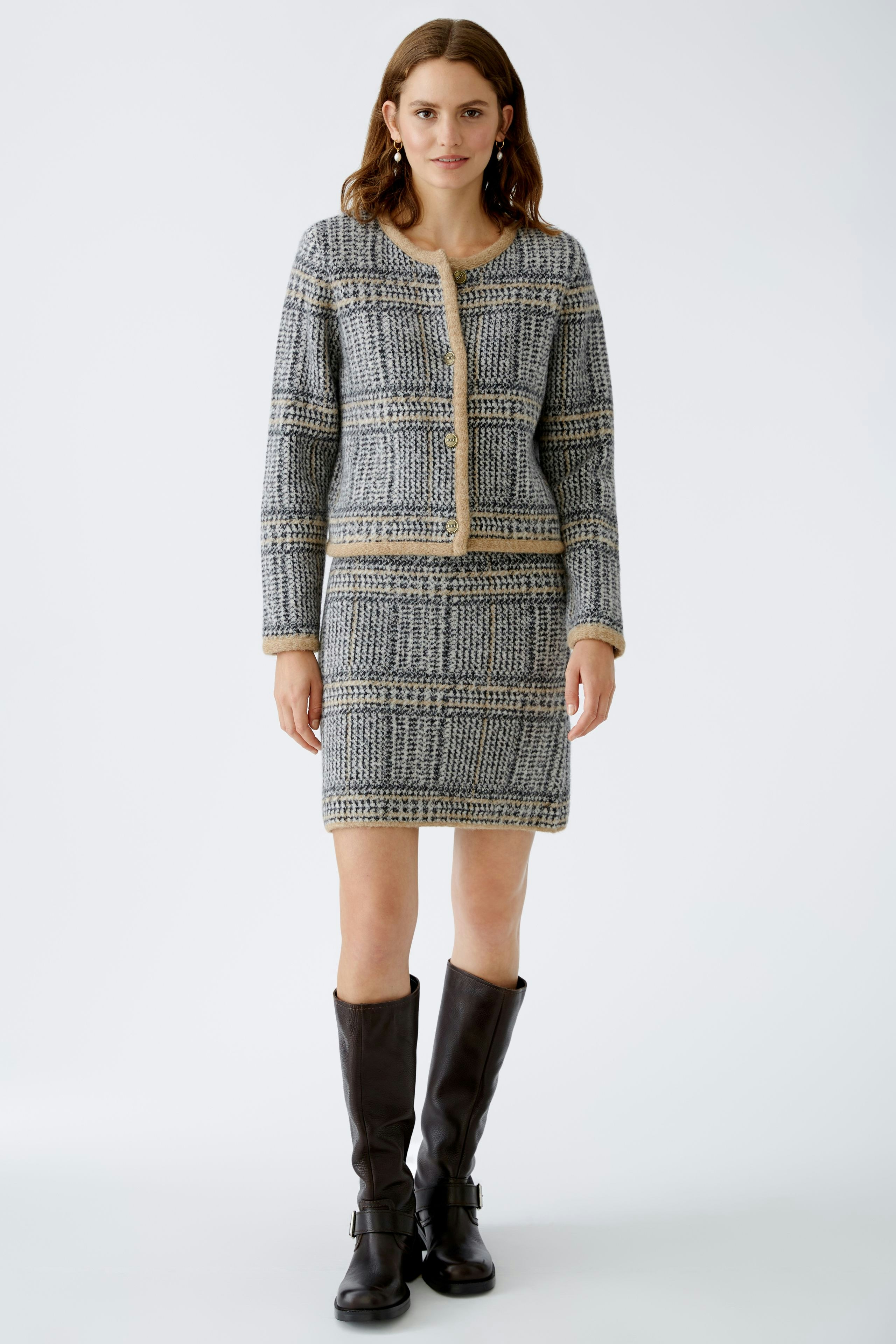 Bild 1 von Strickjacke - dark camel black in dark camel black | Oui