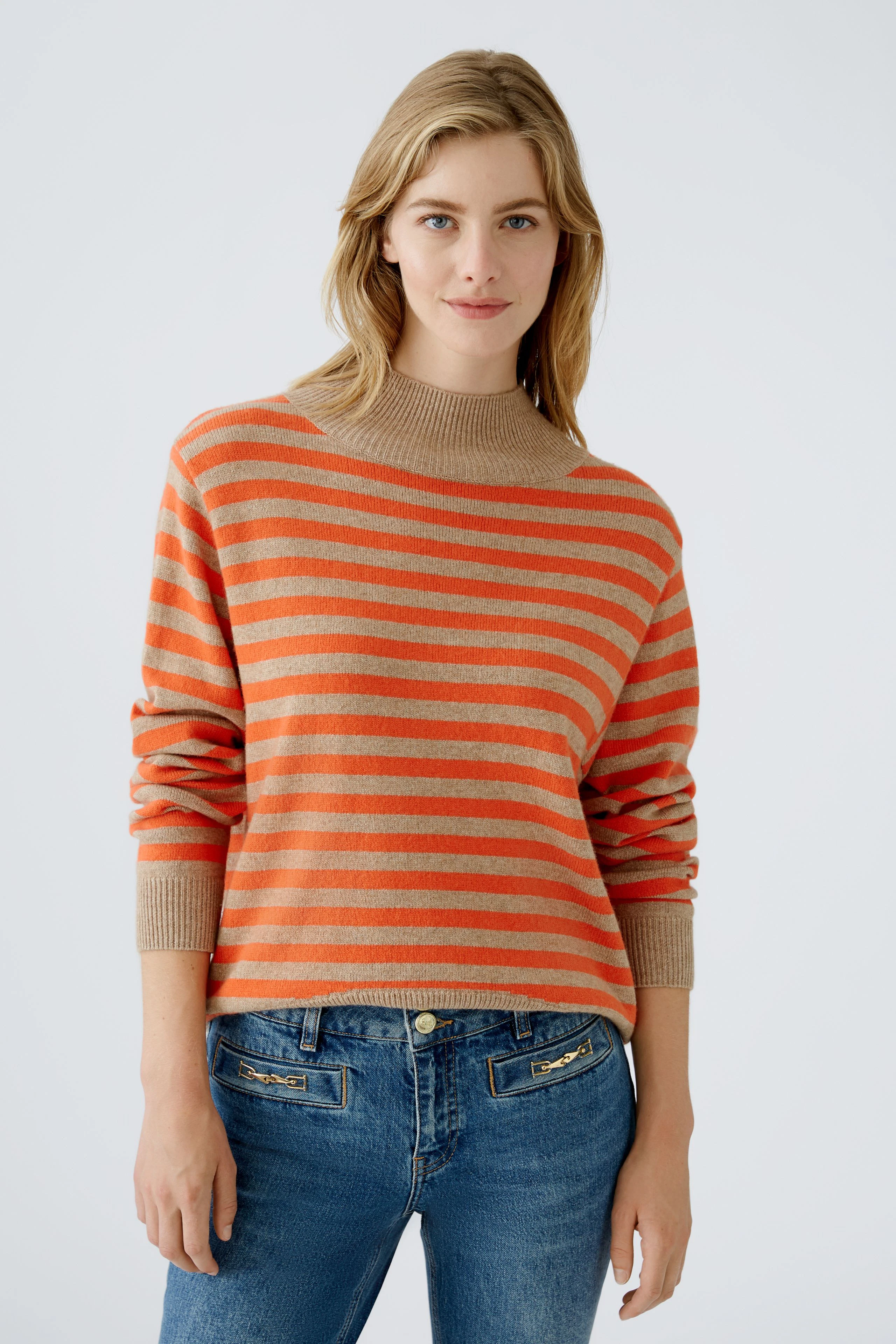 Bild 3 von Rollkragenpullover - lightstone red in lightstone red | Oui