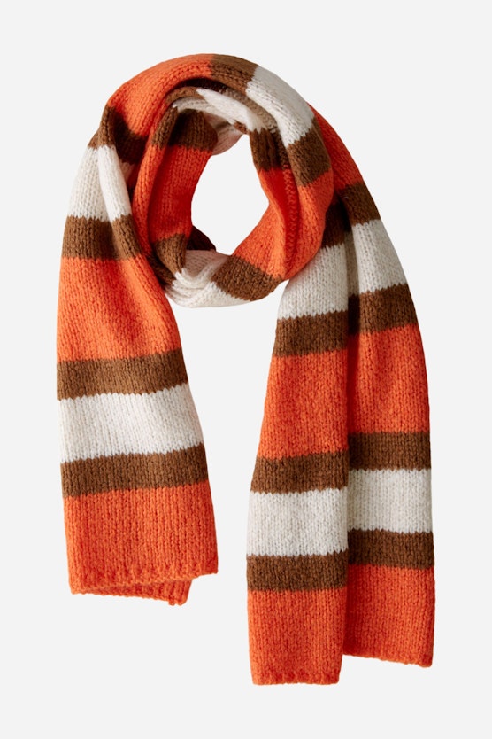 Knitted scarf - red stone