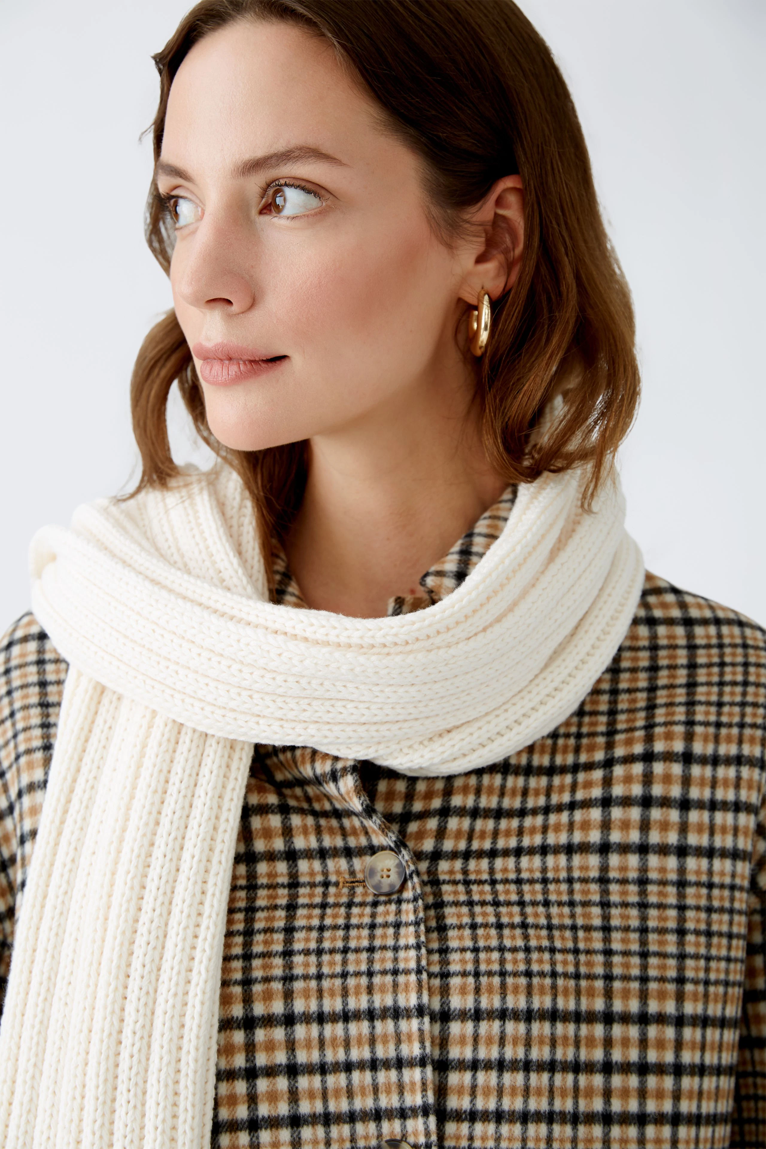 Image 2 of Scarf - pristine in pristine | Oui