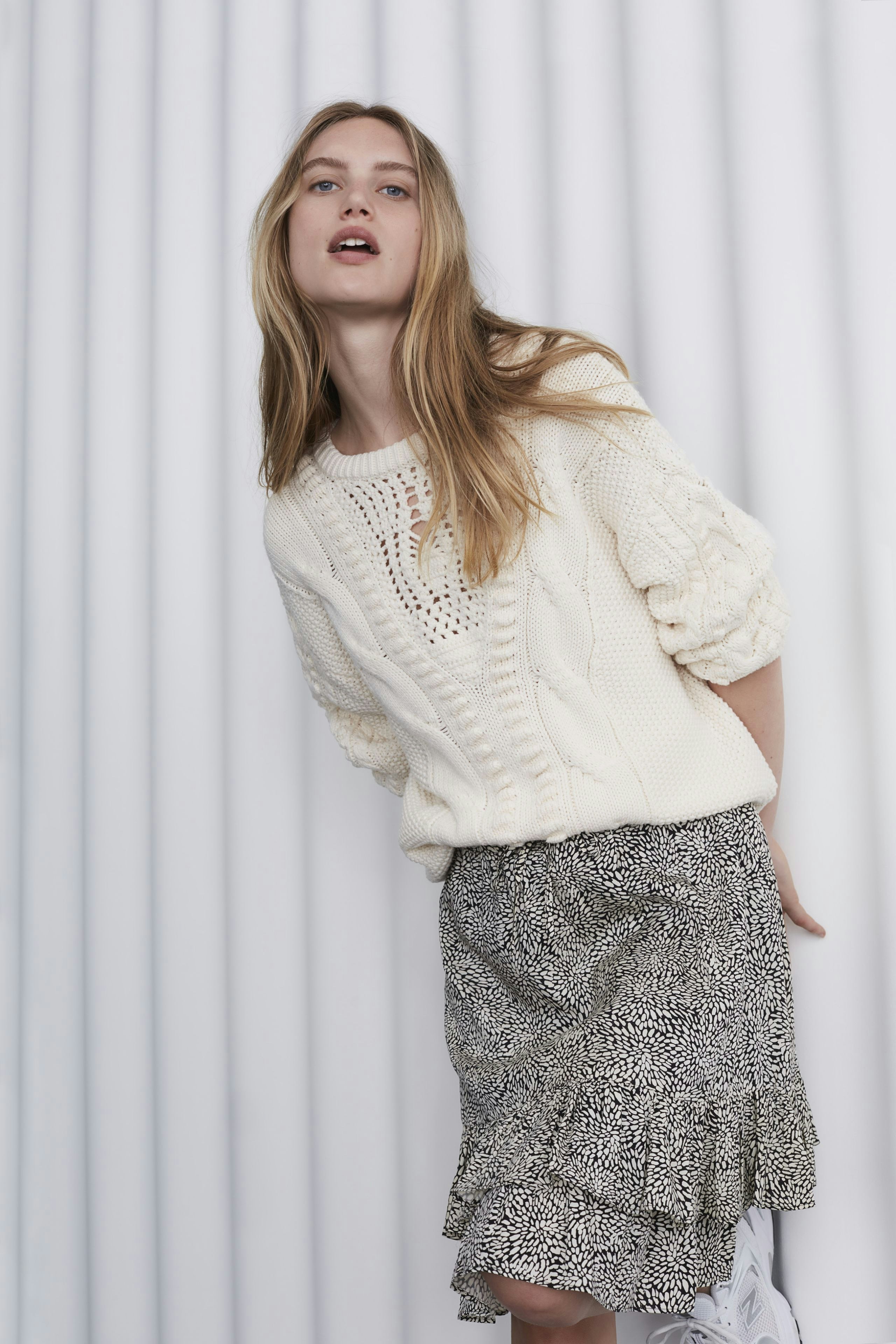 Bild 7 von Volantrock - white black in white black | Oui