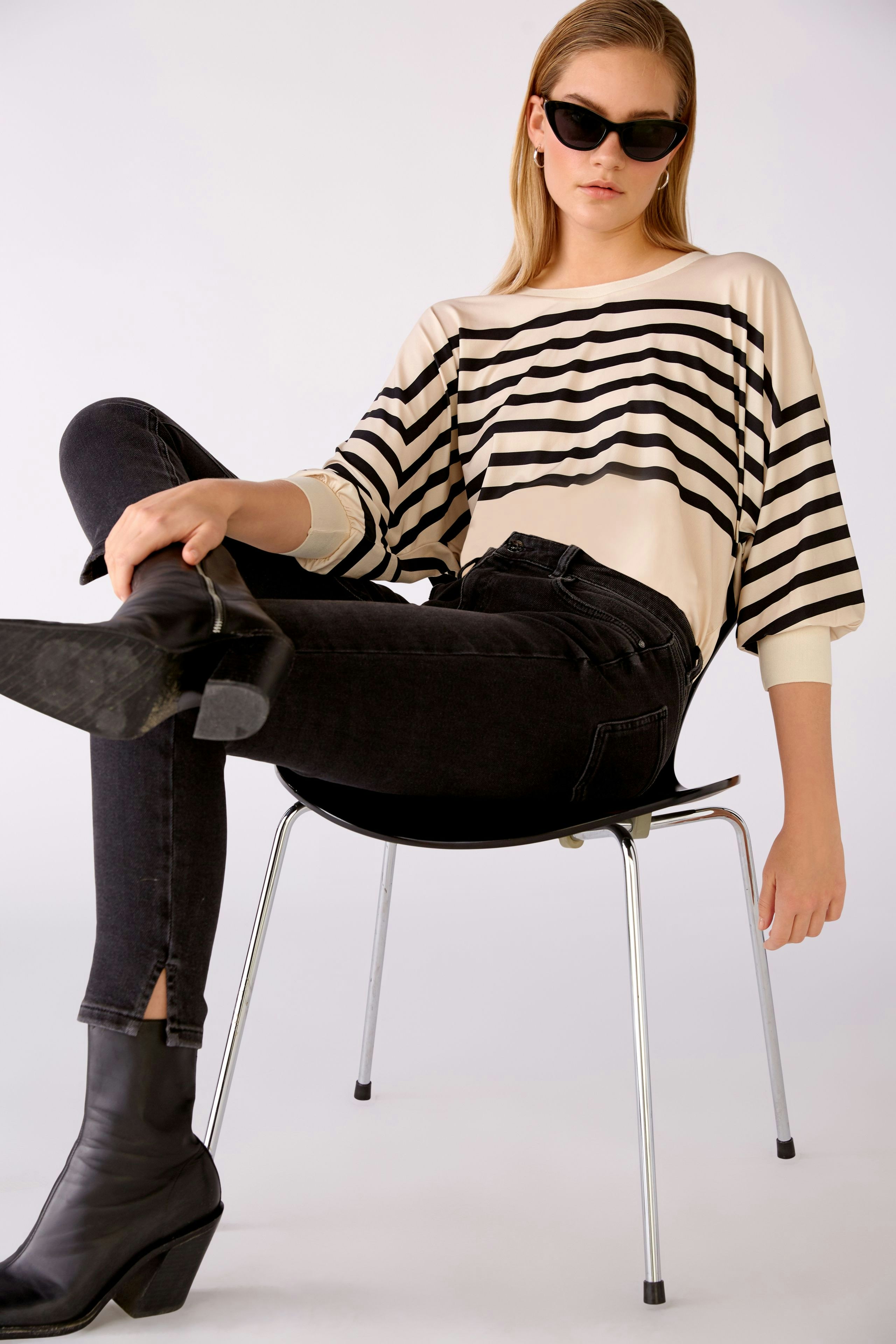 Bild 7 von Shortened length denim - darkgrey denim in darkgrey denim | Oui