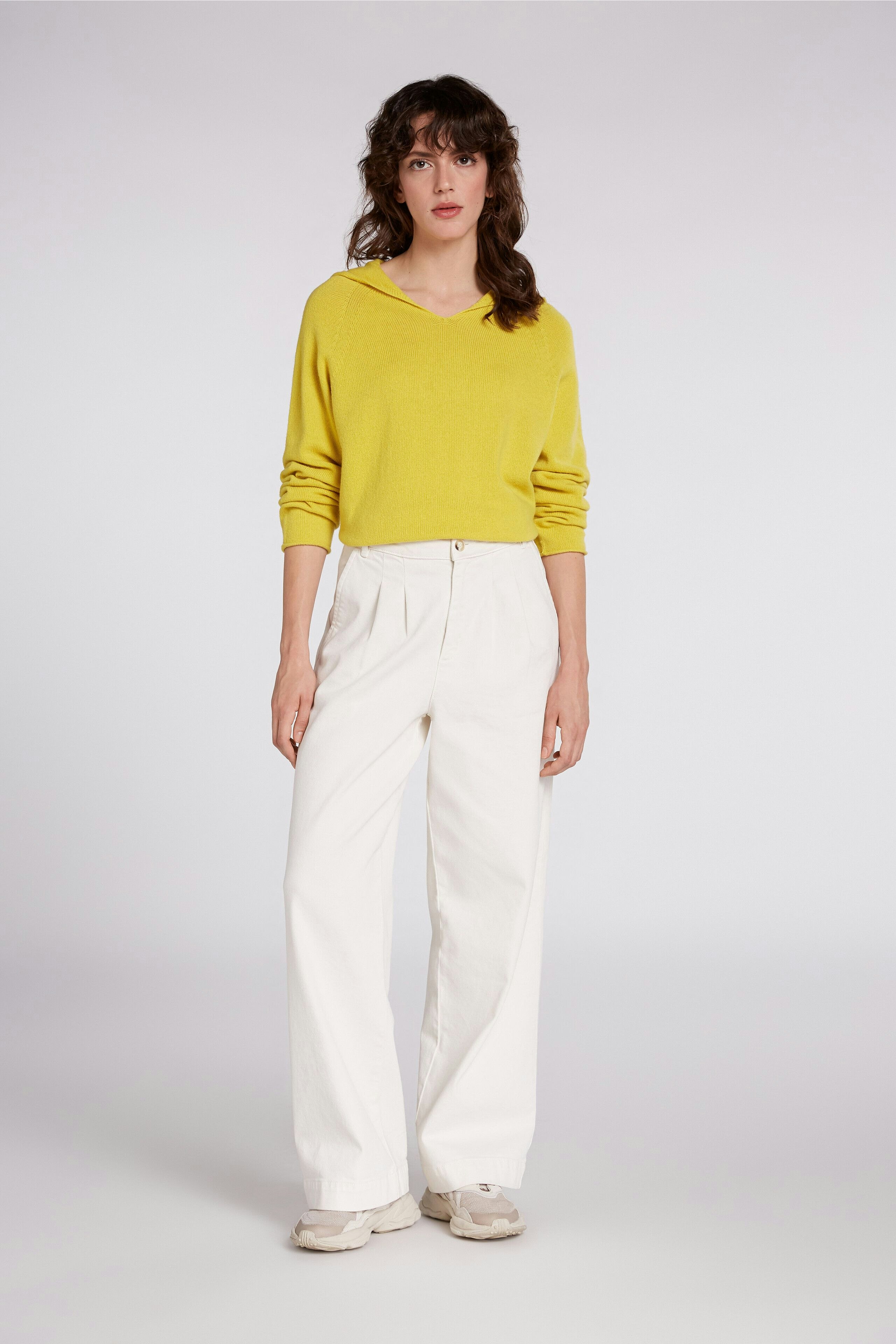 Bild 1 von Knitted pullover - warm olive in warm olive | Oui