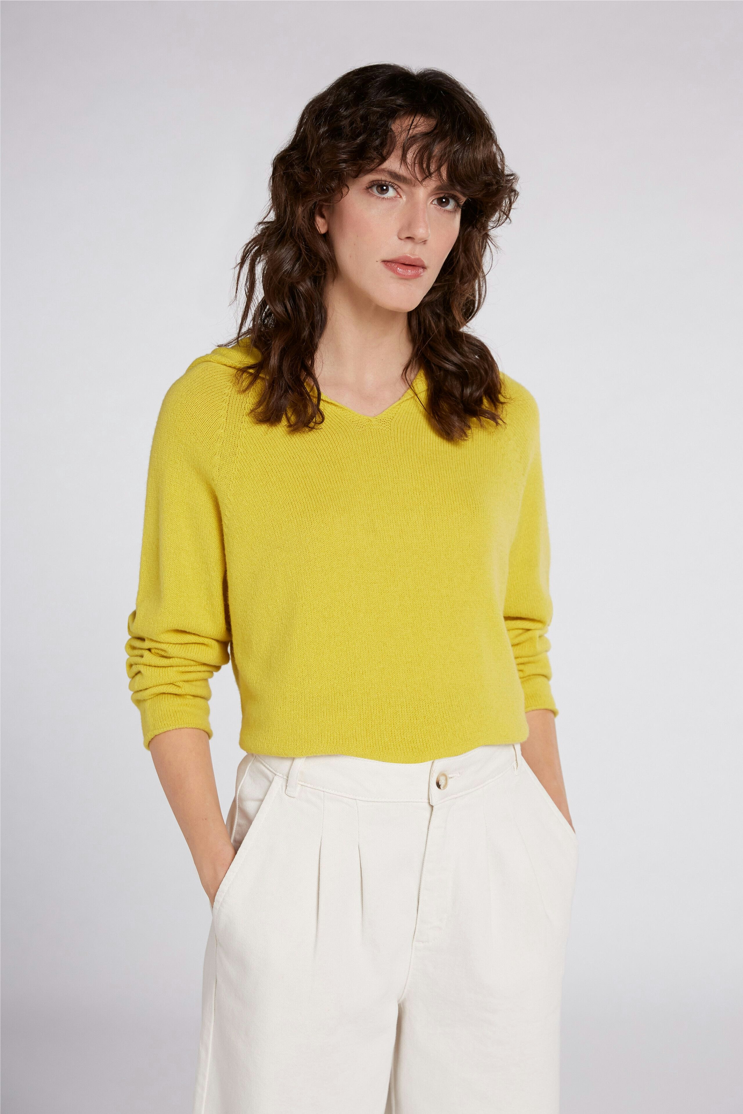 Bild 2 von Knitted pullover - warm olive in warm olive | Oui