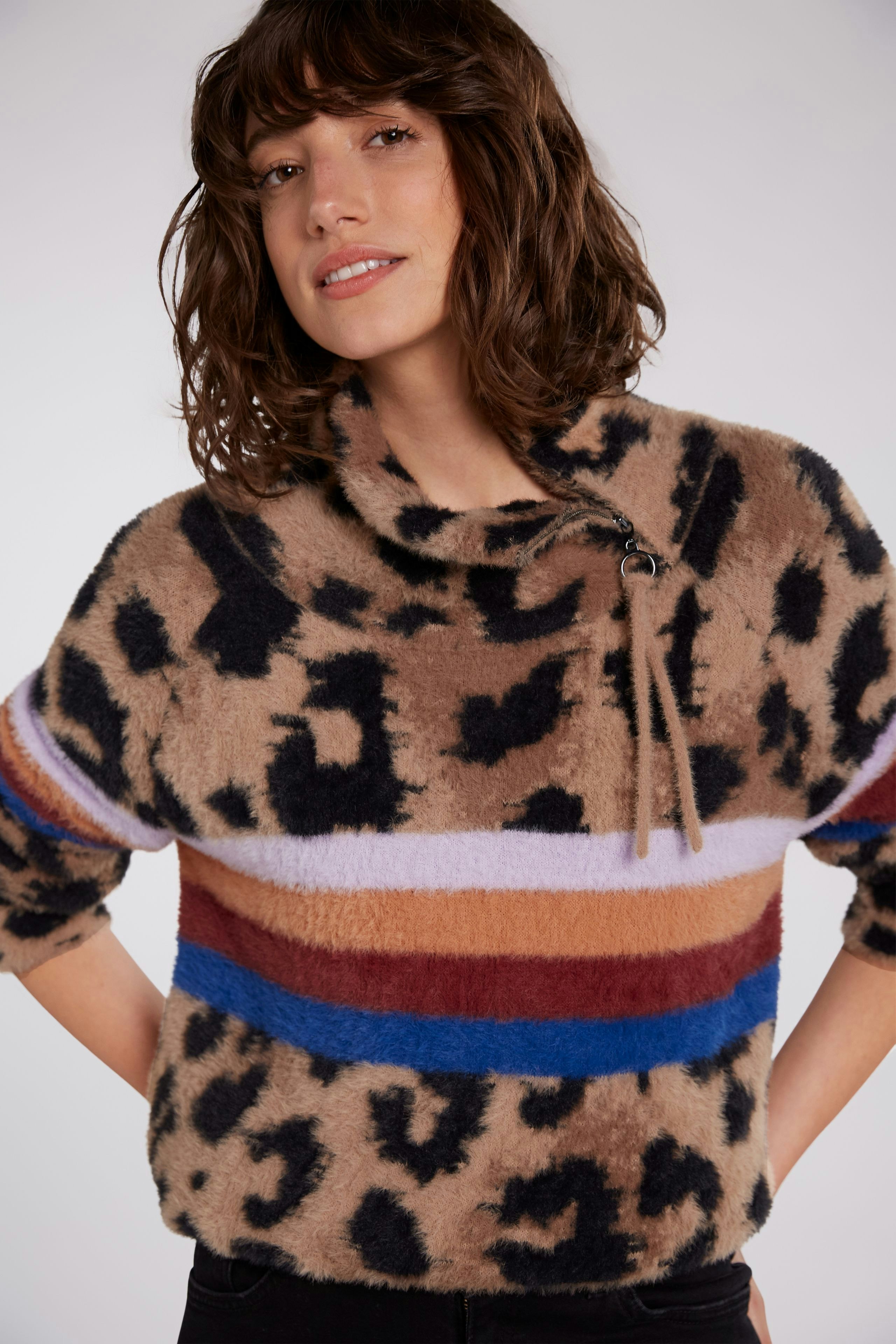 Bild 5 von pullover - dark camel black in dark camel black | Oui