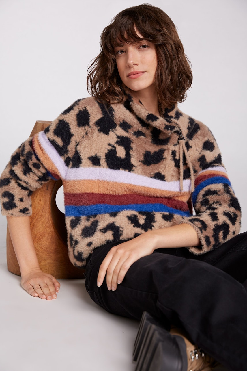 Bild 1 von Pullover - dark camel black in dark camel black | Oui