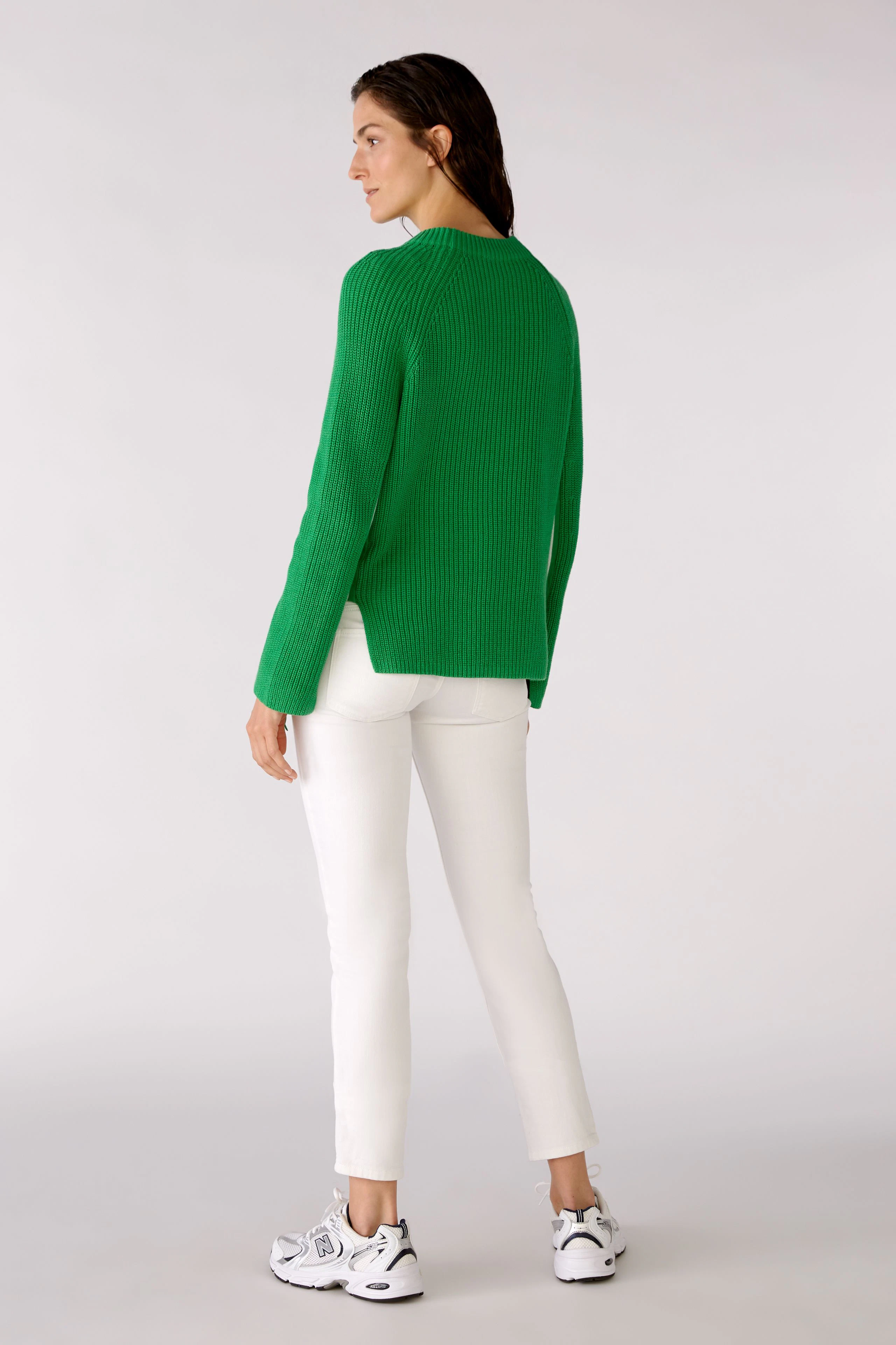 Image 4 of RUBI pullover - green white in green white | Oui