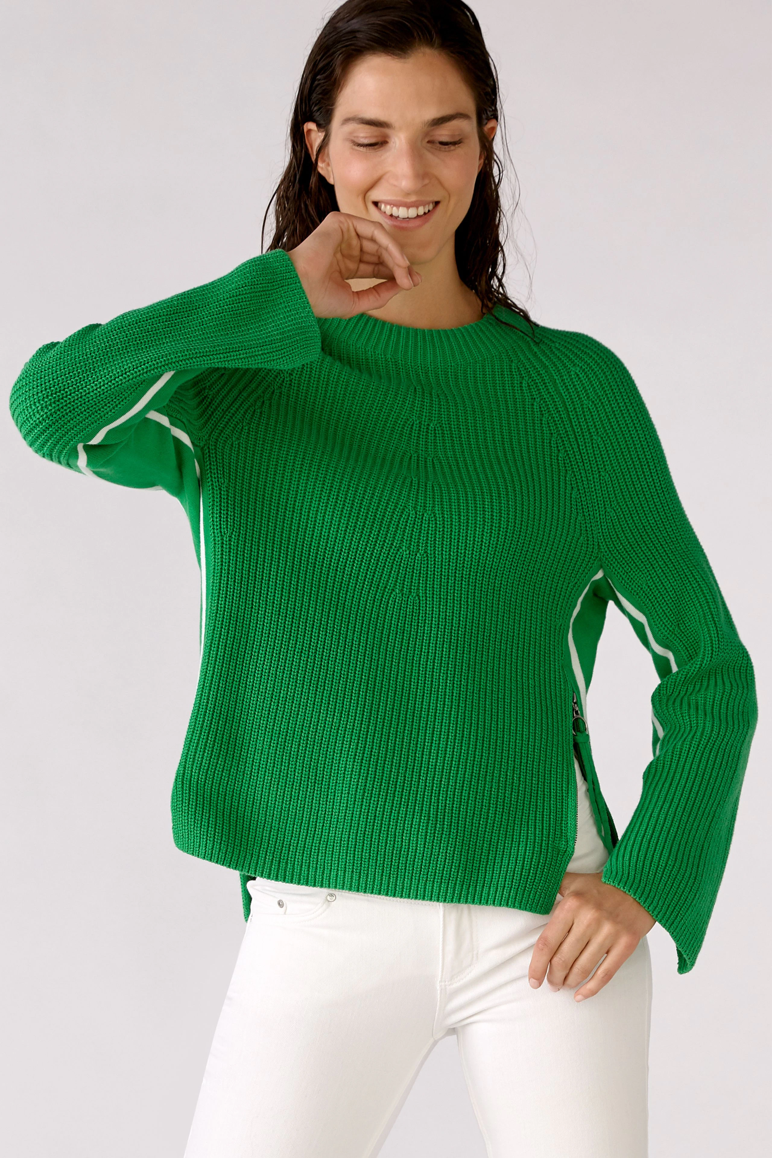 Image 6 of RUBI pullover - green white in green white | Oui