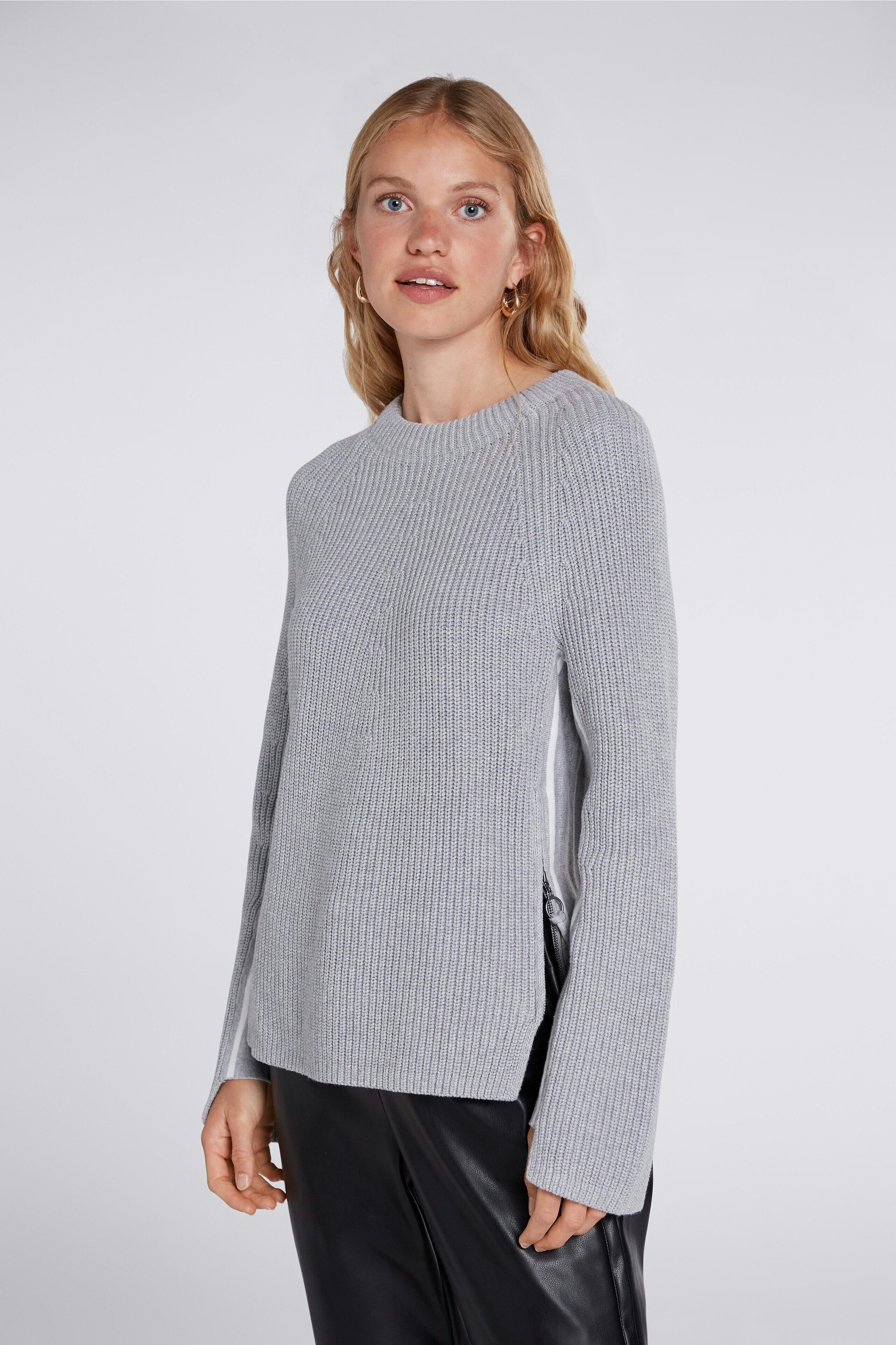 Bild 3 von RUBI Pullover - light grey white in light grey white | Oui
