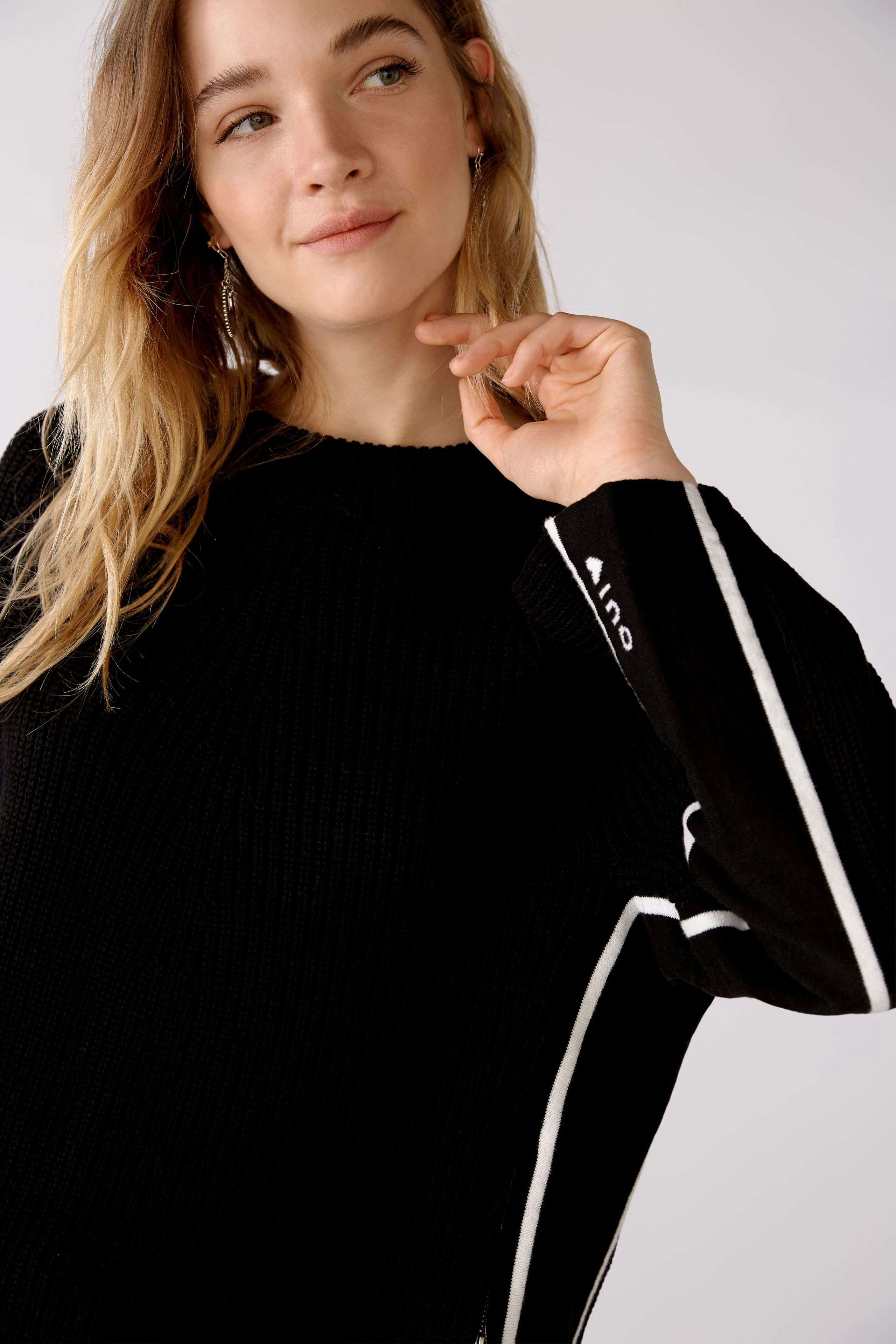 Bild 6 von RUBI Pullover - black offwhite in black offwhite | Oui