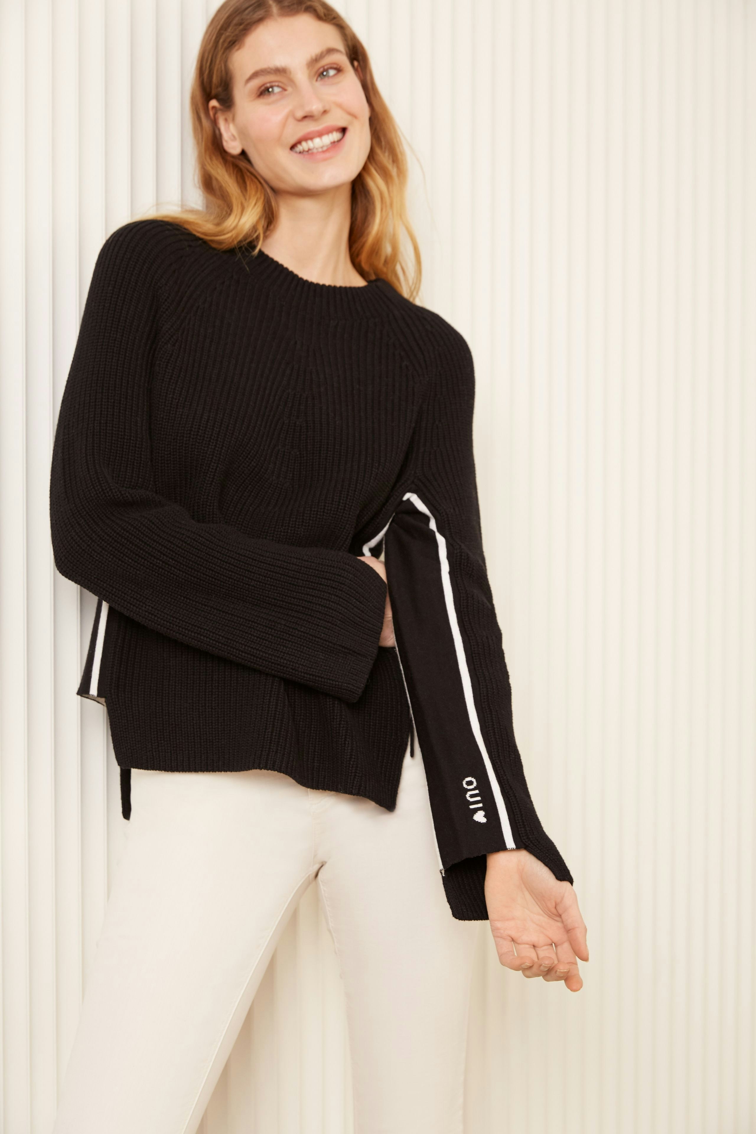 Bild 1 von RUBI Pullover - black offwhite in black offwhite | Oui