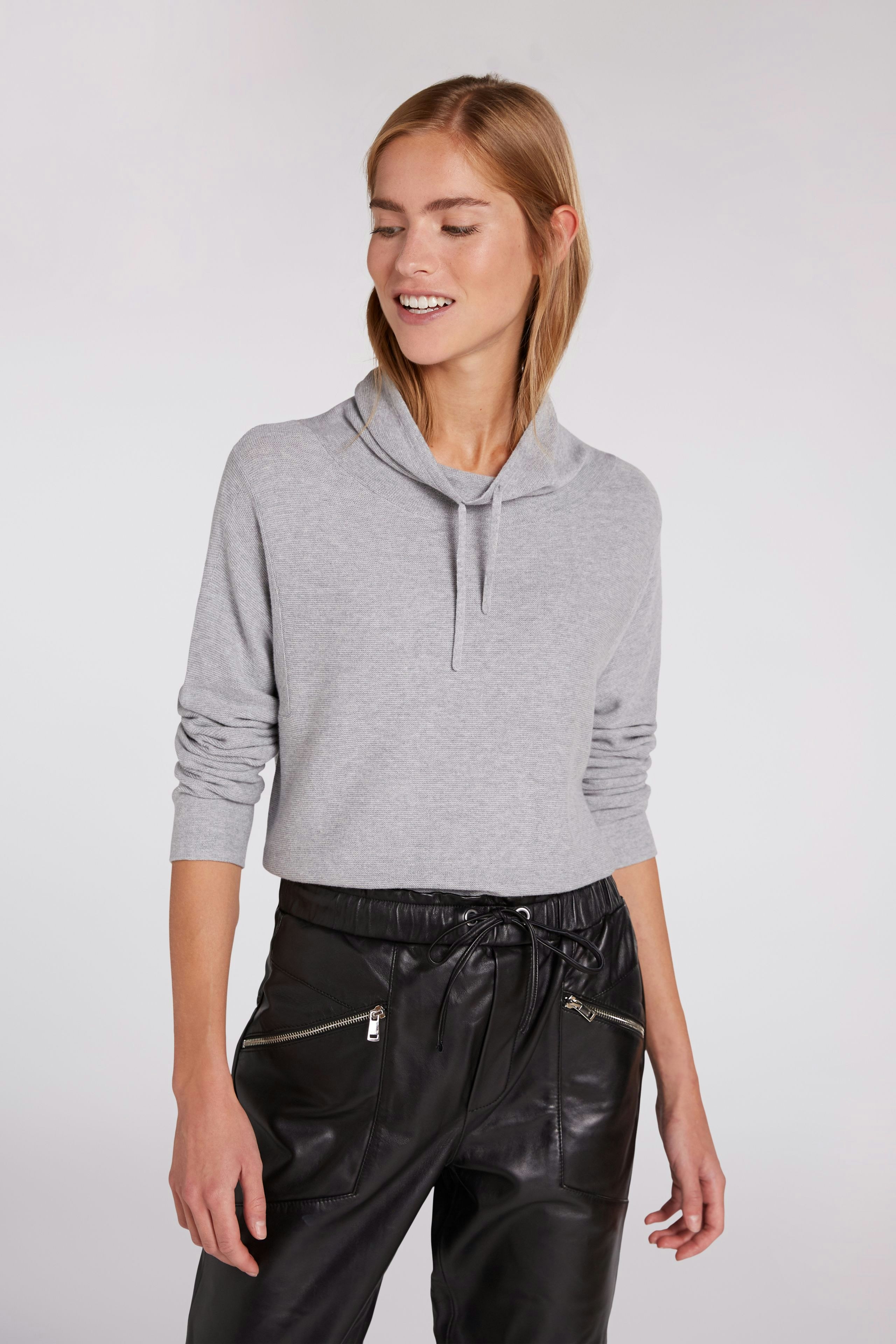 Bild 3 von KEIKO Pullover - light grey in light grey | Oui