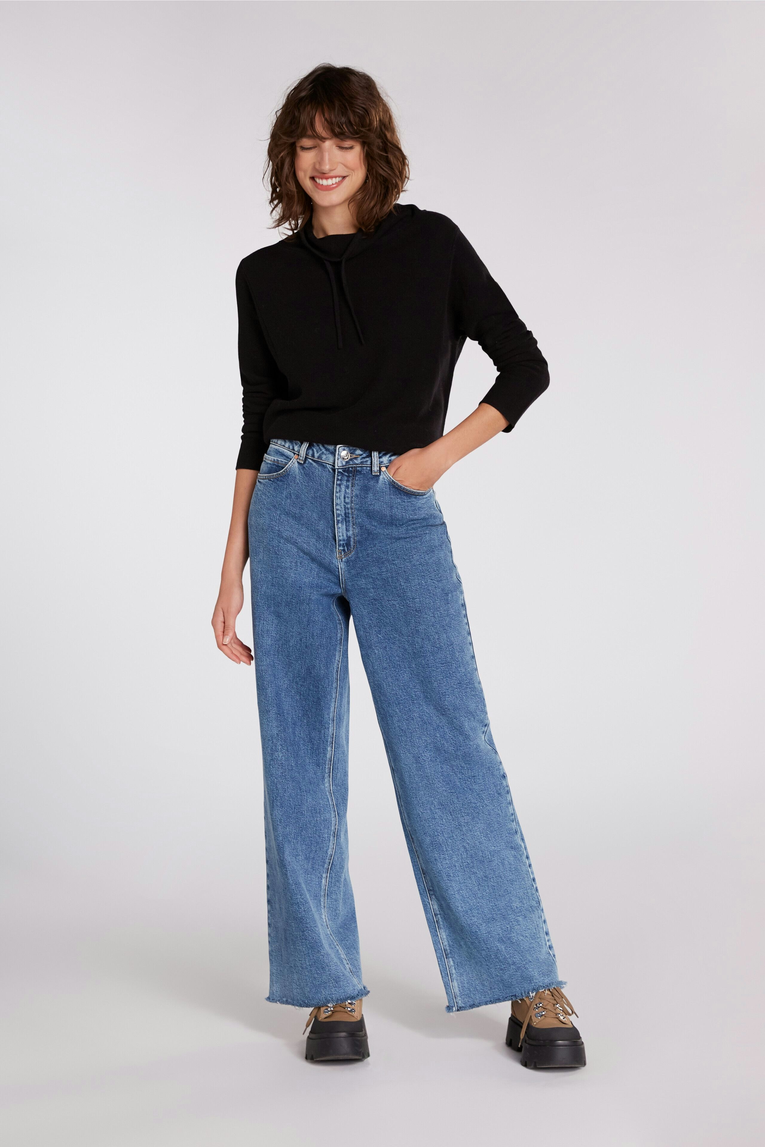 Bild 2 von KEIKO Pullover - black in black | Oui