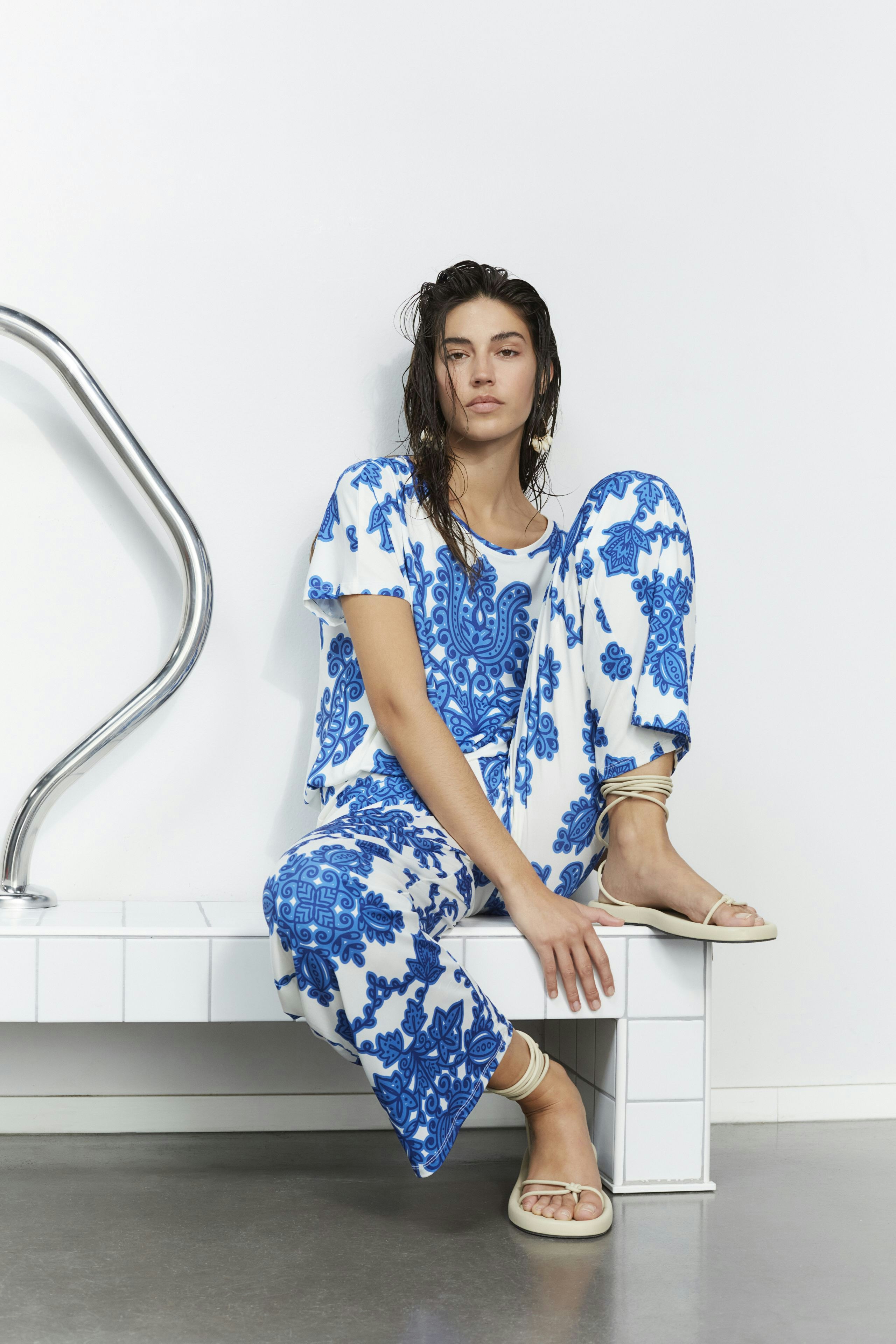 Bild 6 von Blusenshirt - white blue in white blue | Oui