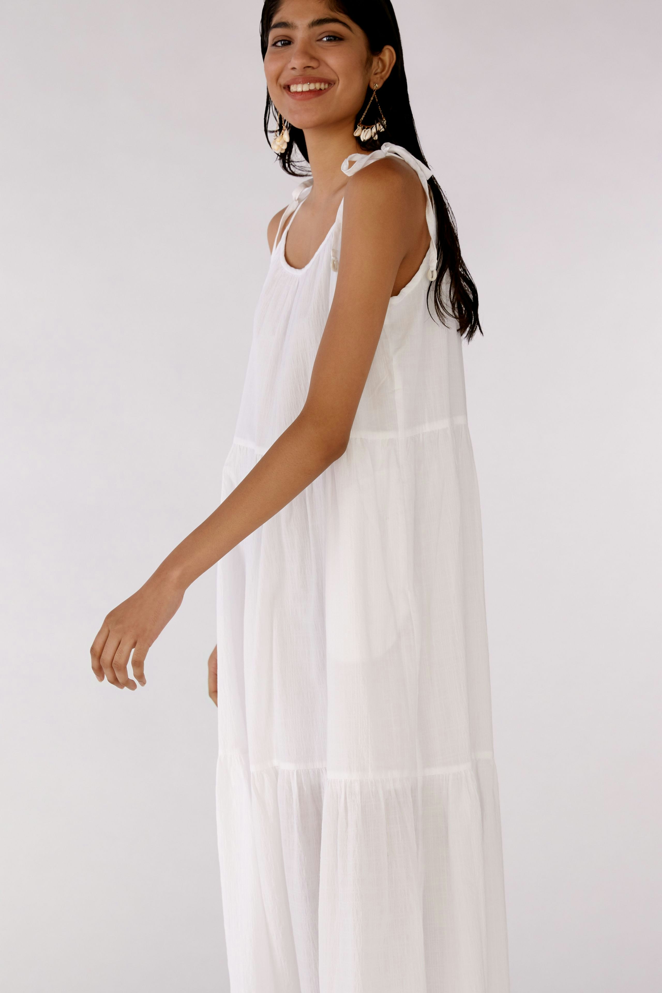 Bild 6 von Maxikleid - optic white in optic white | Oui