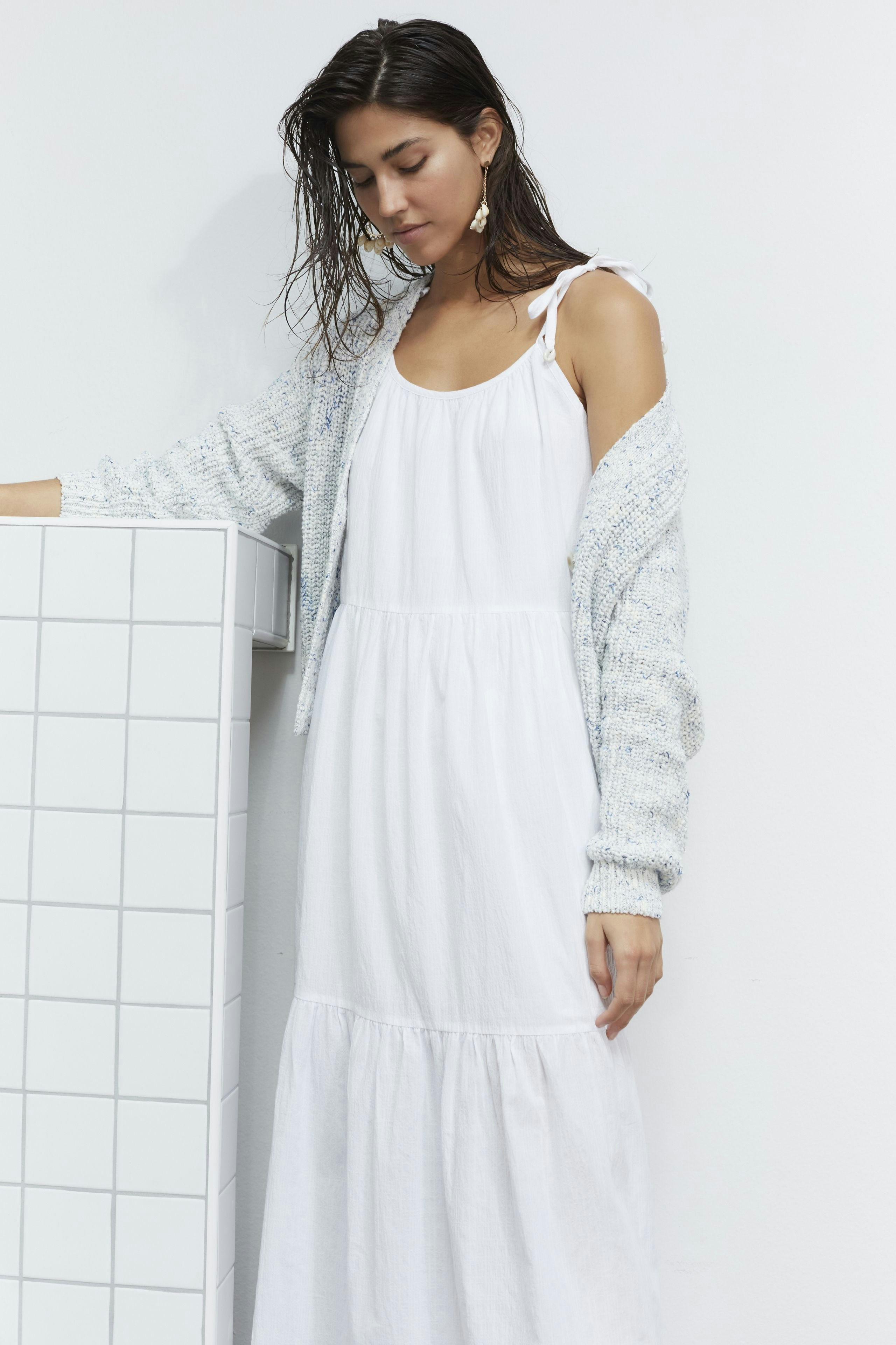 Bild 7 von Maxikleid - optic white in optic white | Oui